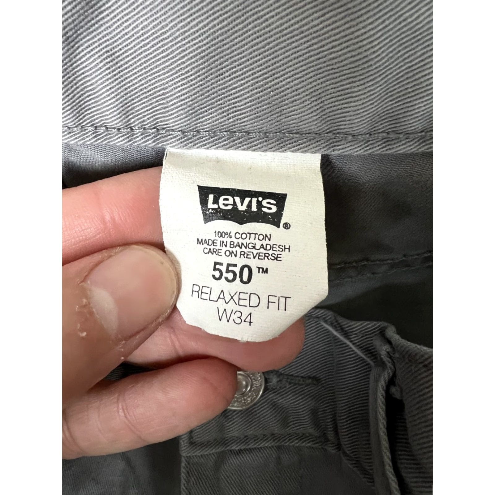 Levi's VINTAGE Levi's Shorts Denim 90s Beige 36 Regular Men Cotton 9in Inseam Size 36 Baggy Casual Reading READ Size US 36 / EU 52 - 5 Thumbnail