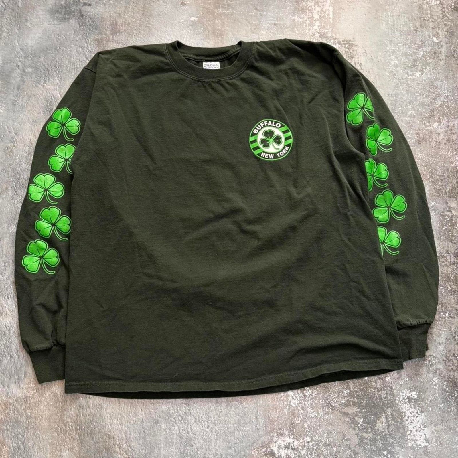 Gildan × Vintage Vintage Buffalo NY St. Patricks Day Longsleeve Shirt Size XL Size US XL / EU 56 / 4 - 2 Thumbnail