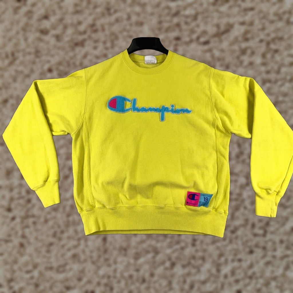 Champion Champion Sweater Adult Medium Yellow Logo Sweatshirt Crew Neck Pullover Casual, Travel, Workwear Men M Yellow 90s? Size US M / EU 48-50 / 2 - 1 Thumbnail