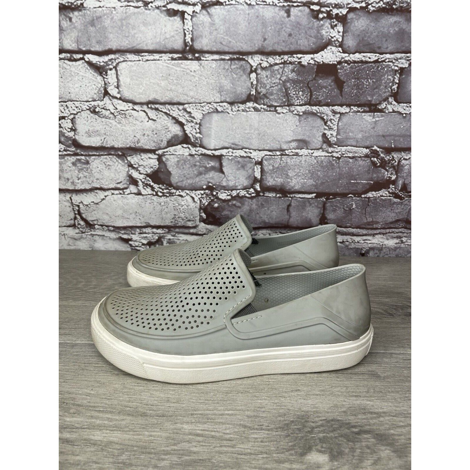 Crocs Crocs Iconic Comfort Citilane Roka Gray Perforated Loafers S Size US 5.5 / IT 35.5 - 13 Thumbnail