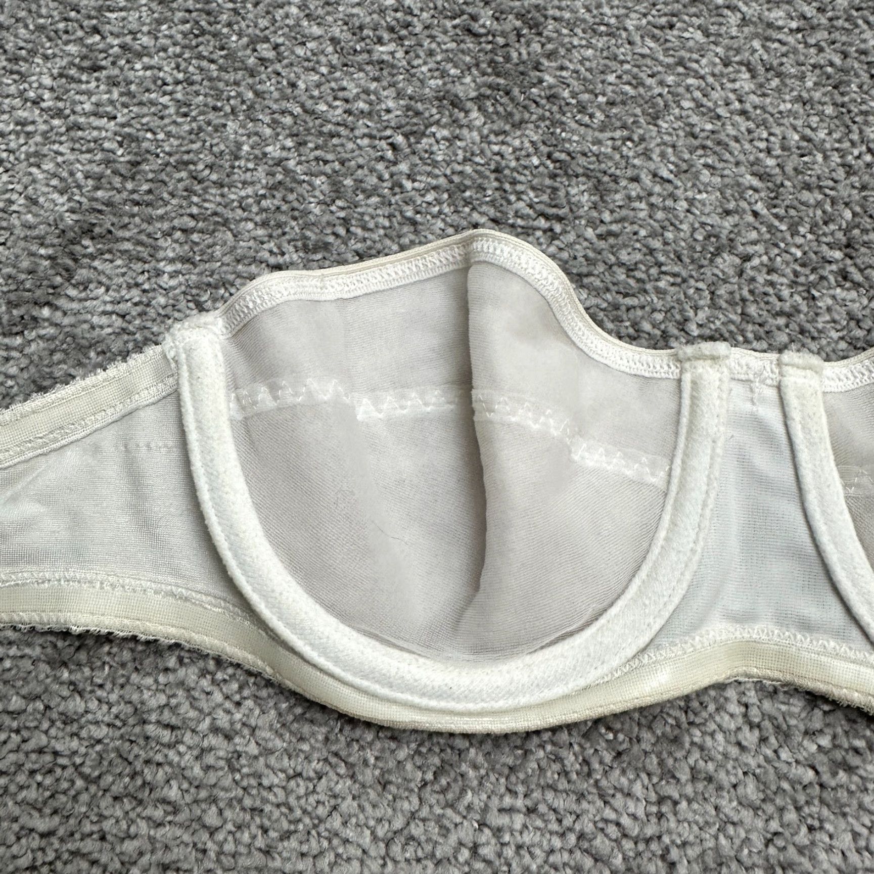Vintage Unbranded Bandeau Strapless Underwired Bra Women 34B White Unpadded Bow Hook&Eye Size ONE SIZE - 6 Thumbnail