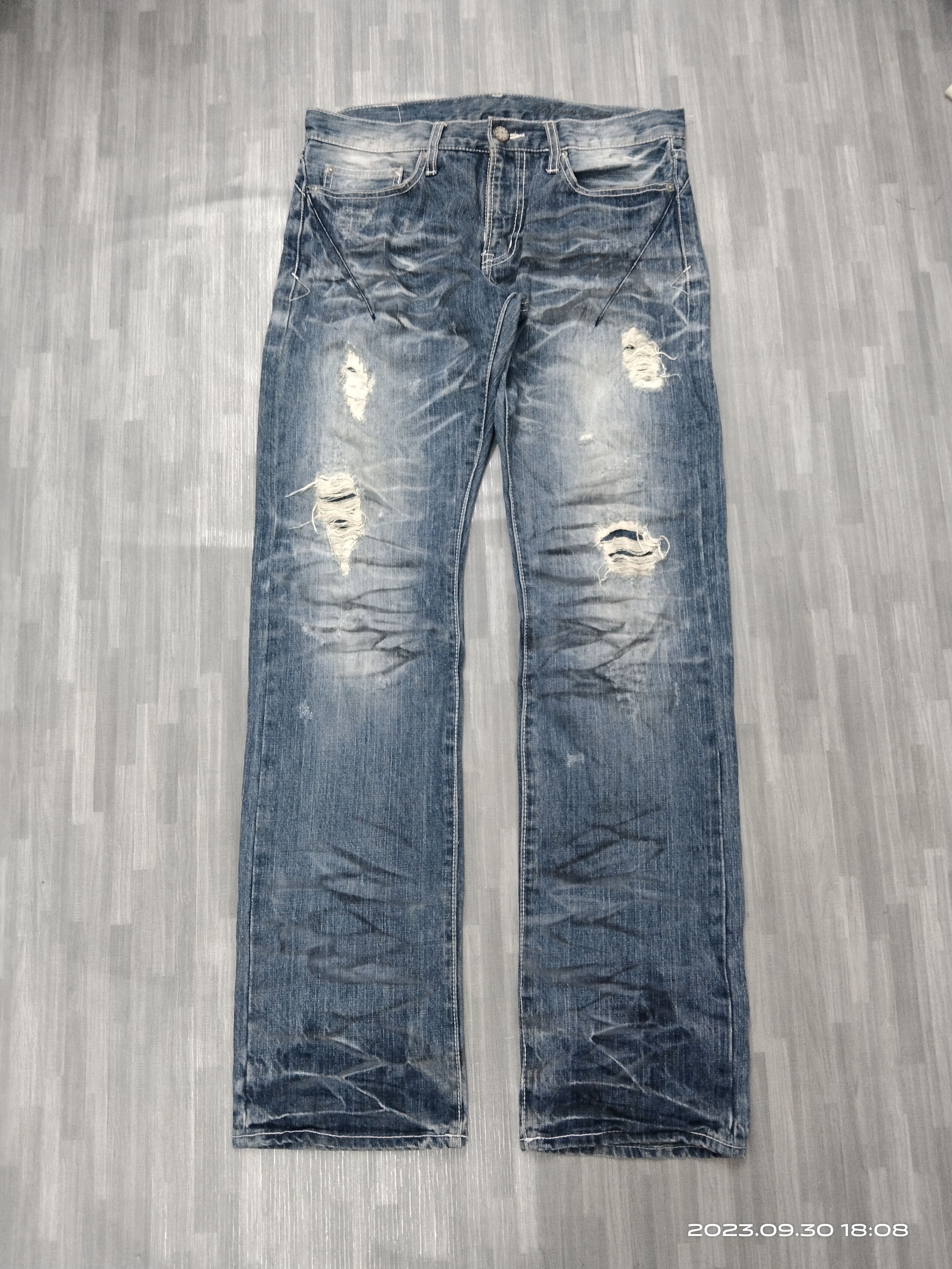 Japanese Brand SICK RIPED PACTHWORK URBAN CRAFT DENIM PANTS Size US 32 / EU 48 - 2 Thumbnail