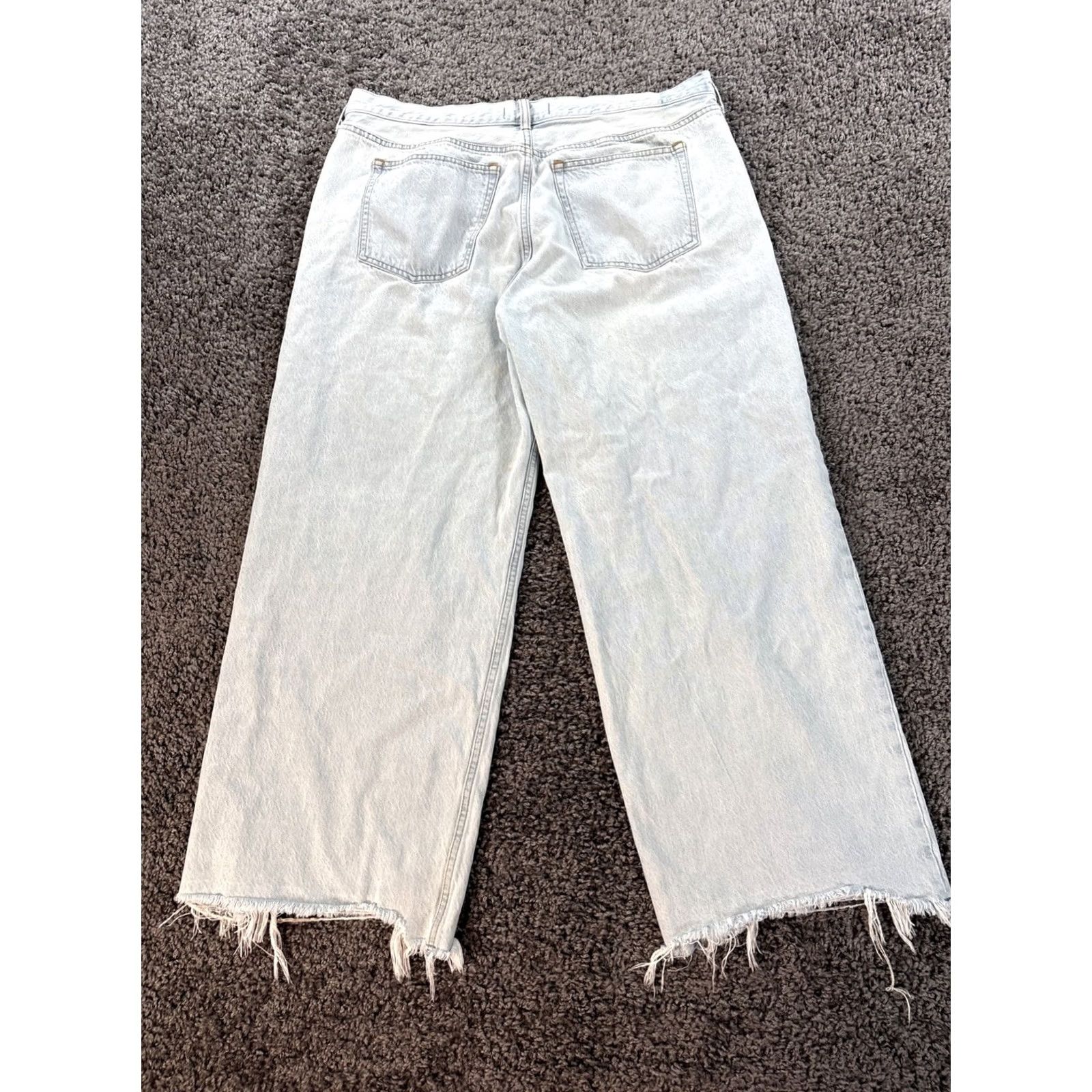 Abercrombie & Fitch Abercrombie & Fitch Jeans Women 38x28 Light Wash Frayed Wide-Leg Denim Slim Relaxed Rise Low 28 in Blue Womens Size 26" / US 2 / IT 38 - 7 Thumbnail