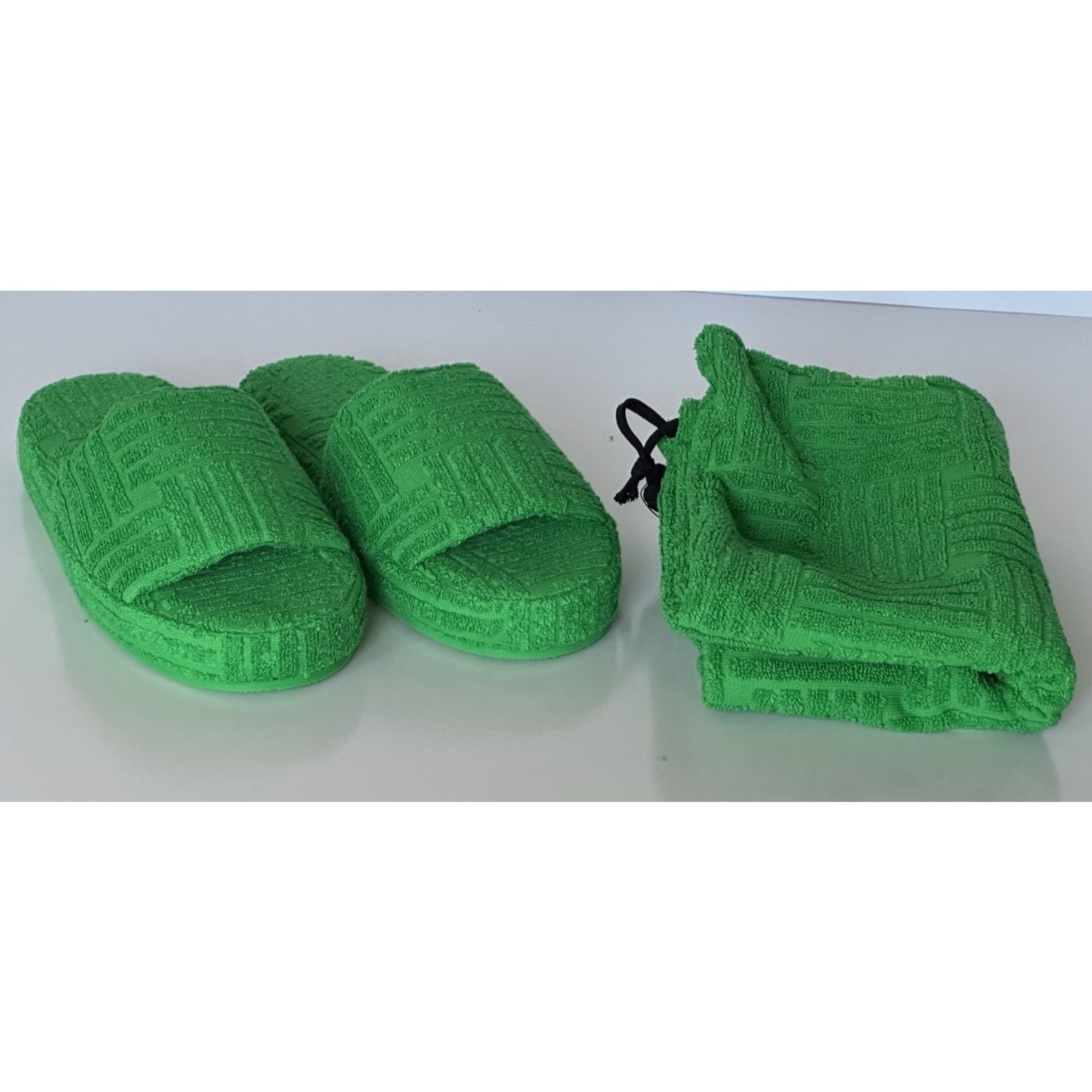 Bottega Veneta Bottega Veneta Intrecciato Slipper Green 9 US 660245 Size US 9 / EU 42 - 10 Thumbnail