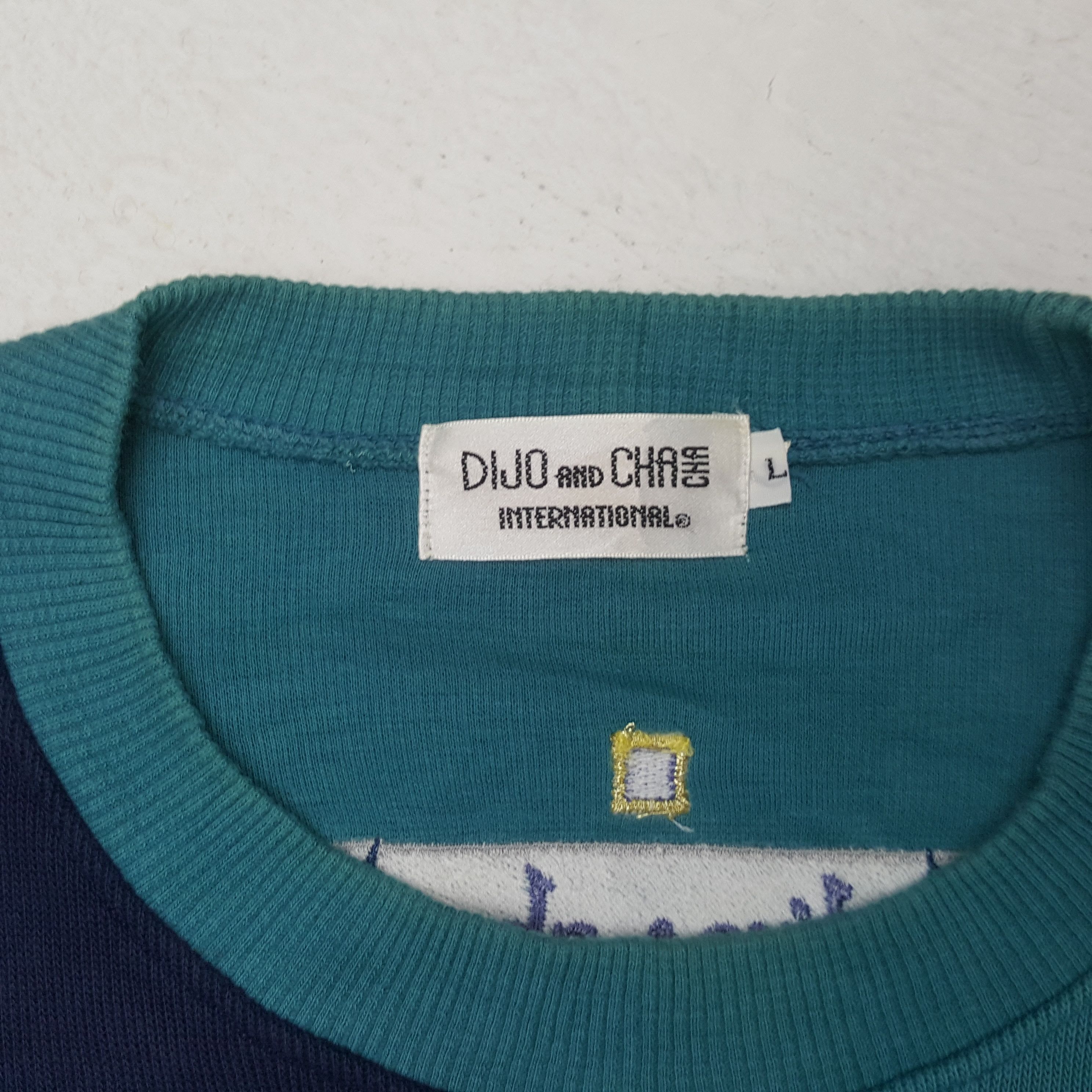 Vintage DIJO & CHA Designer Style Sweatshirt C296N3 Size US M / EU 48-50 / 2 - 5 Thumbnail