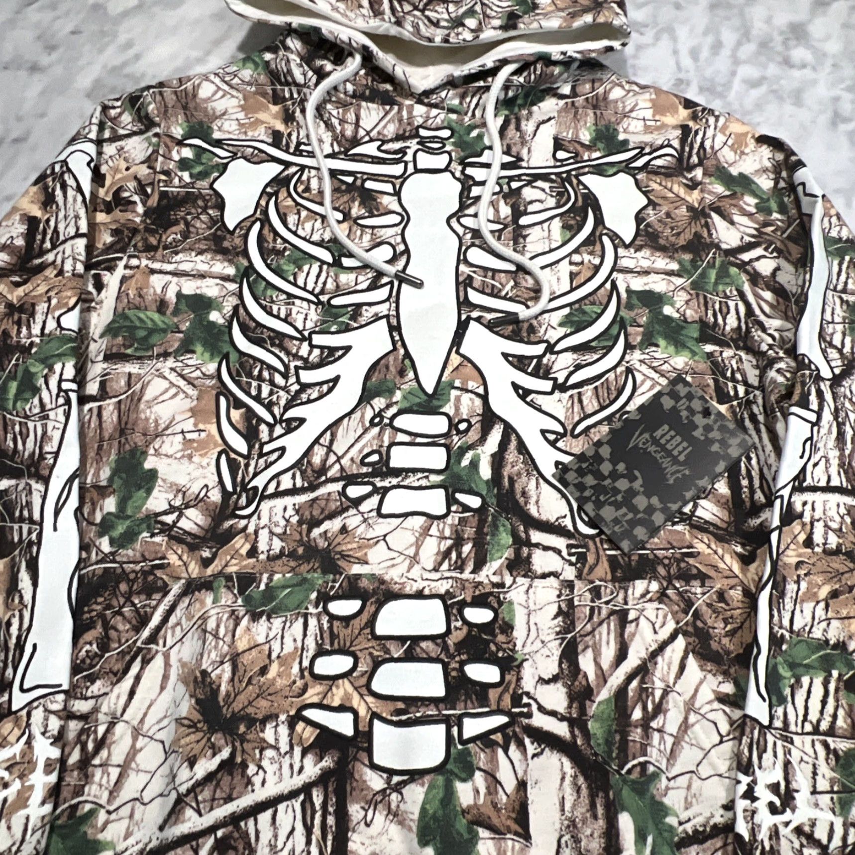 Vintage Rebel Vengeance Hoodie Sweatshirt Men Medium Camo Skeleton Pocket NWT Size US M / EU 48-50 / 2 - 3 Thumbnail