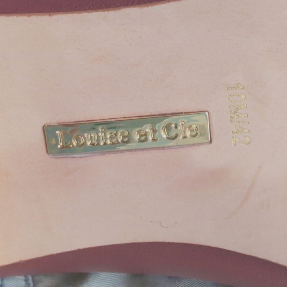 Designer Louise Et Cie Sz 10 Burgundy Snake Toe Loafers with Gold He Size US 10 / IT 40 - 9 Thumbnail