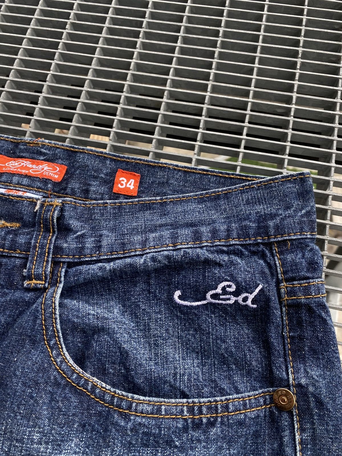 Ed Hardy Vintage Ed Hardy Back Embroidered Logo Jeans Y2K Size US 34 / EU 50 - 8 Thumbnail