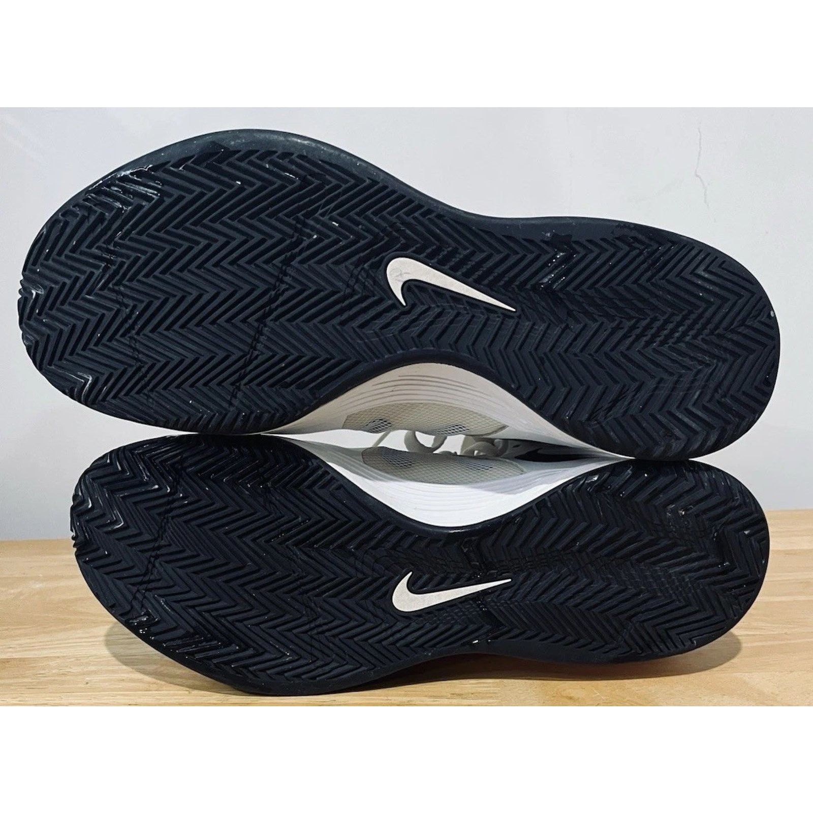 Nike Nike Hyperfuse White Black Basketball Athletic Men's Size 13 Size US 13 / EU 46 - 6 Thumbnail