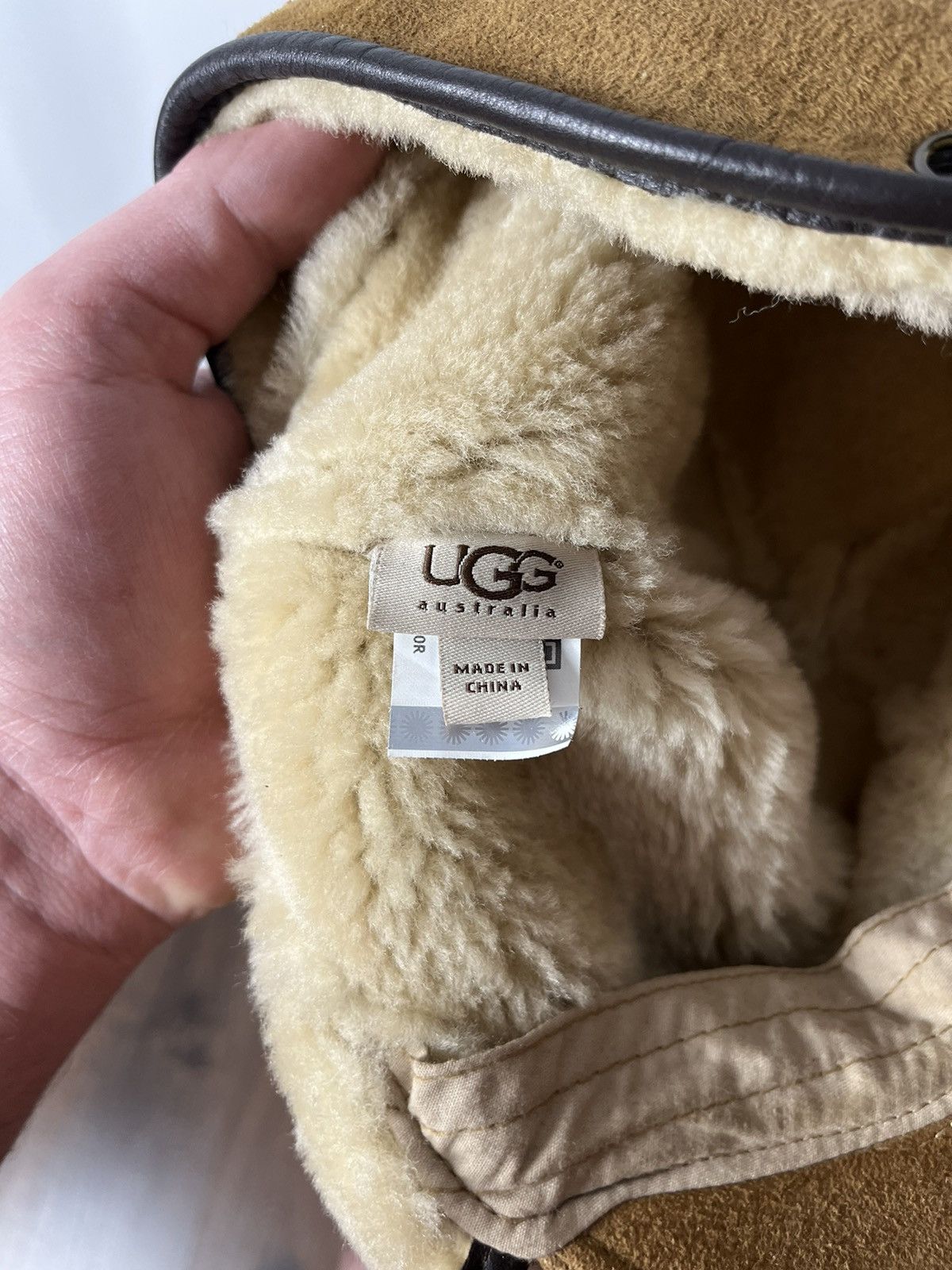 Ugg UGG Australia Sherpa Sheepskin Fur Ushanka Hat / Cap Size ONE SIZE - 8 Thumbnail