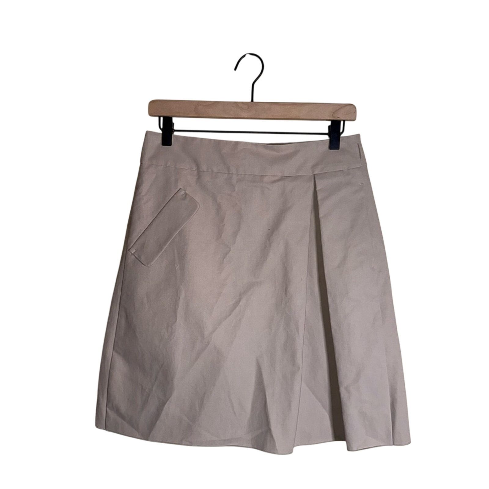 Max Mara NWT MAX MARA designer asymmetrical pleated mini skirt 4 Size 27" / US 4 / IT 40 - 1 Thumbnail