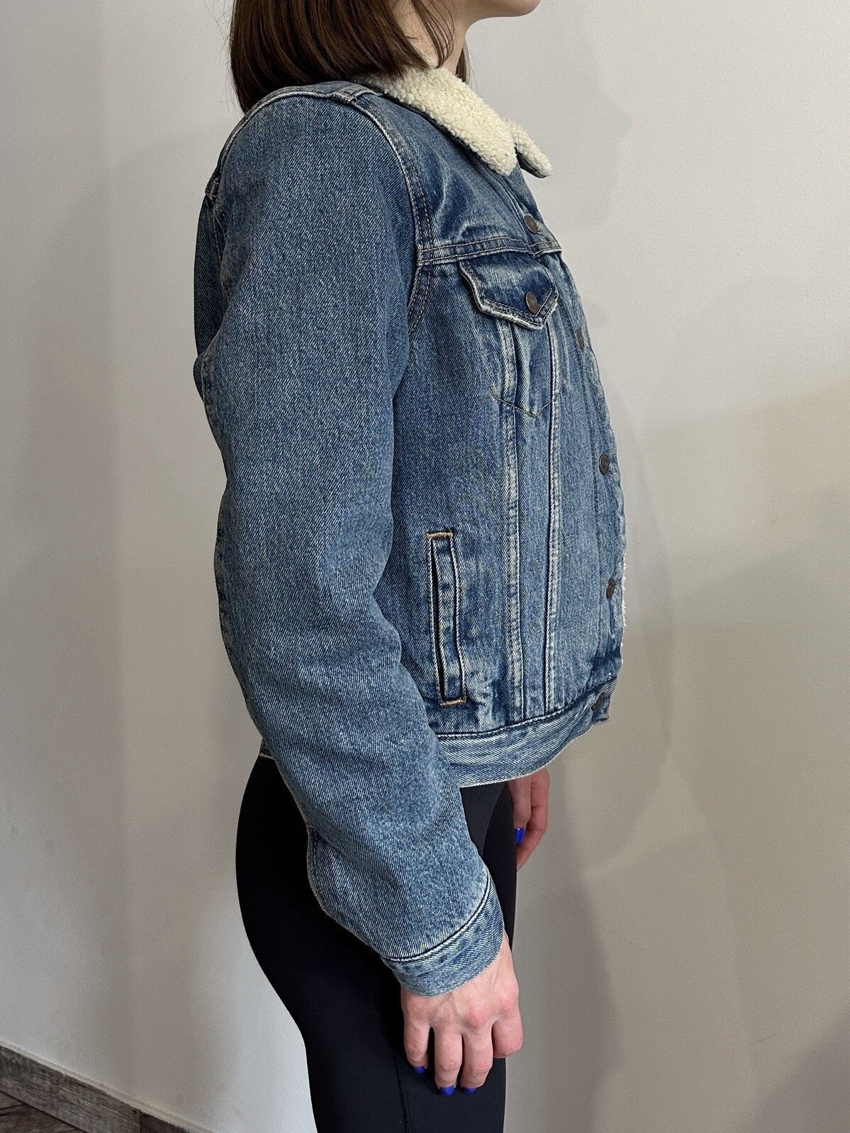 Levi's Levis Womens Denim Sherpa Lined Trucker Jacket Women's Sz S Size S / US 4 / IT 40 - 8 Thumbnail