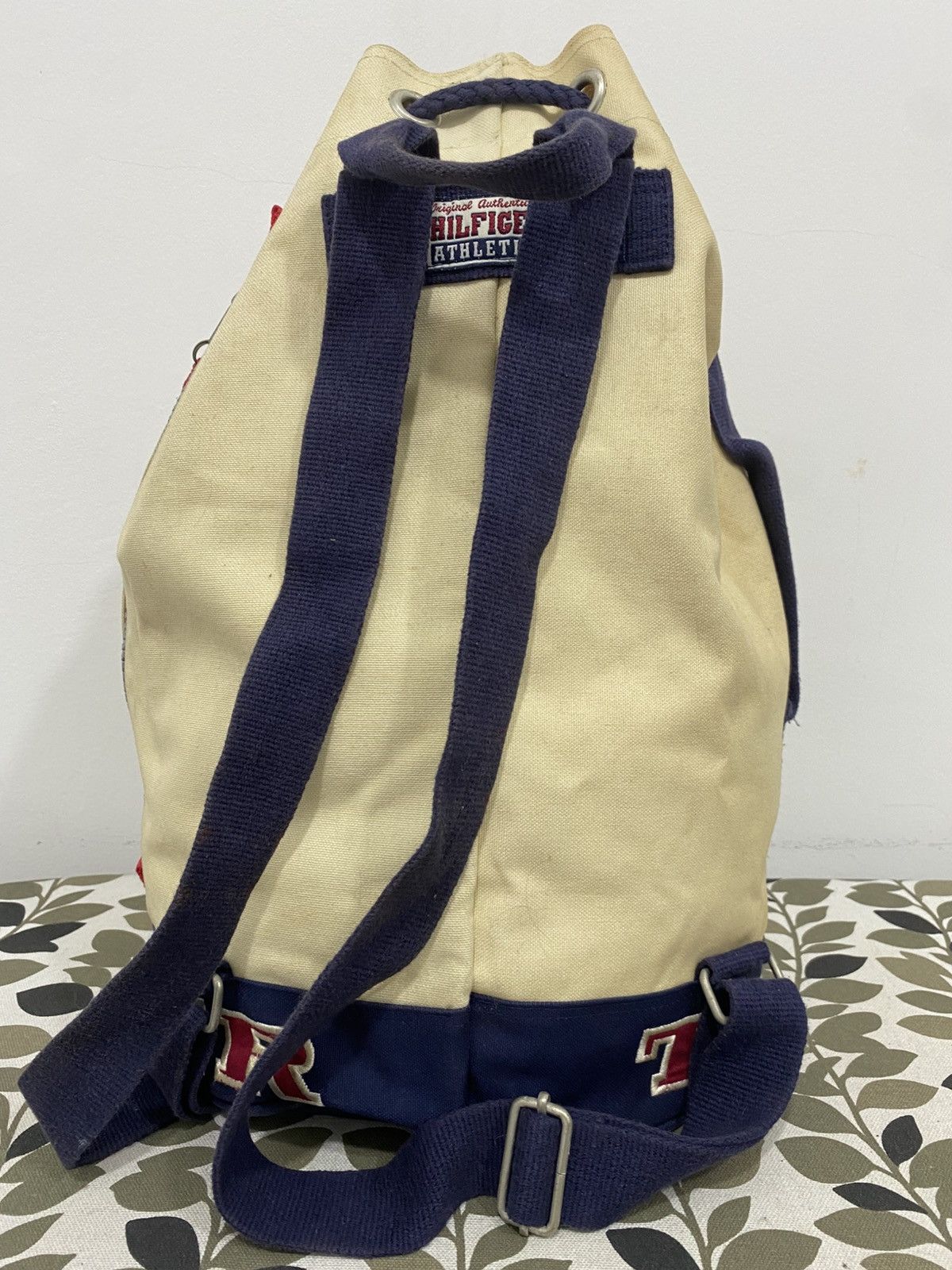 Designer × Tommy Hilfiger × Vintage TOMMY HILFIGER VTG EMBROIDED RUCKSACK BACKPACK BAG Size ONE SIZE - 2 Thumbnail