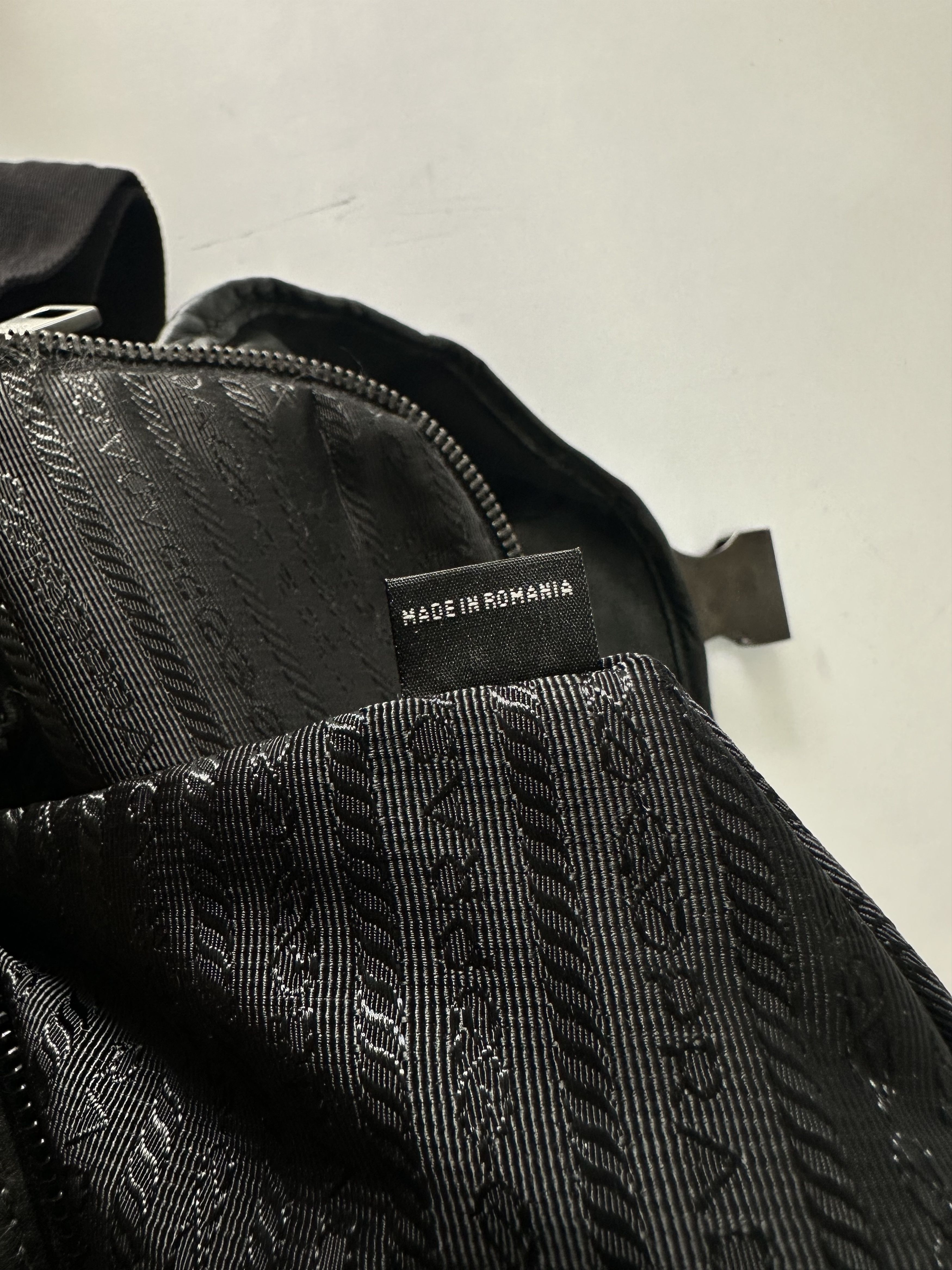 Prada Prada Black Nylon Messenger Bag Size ONE SIZE - 9 Thumbnail