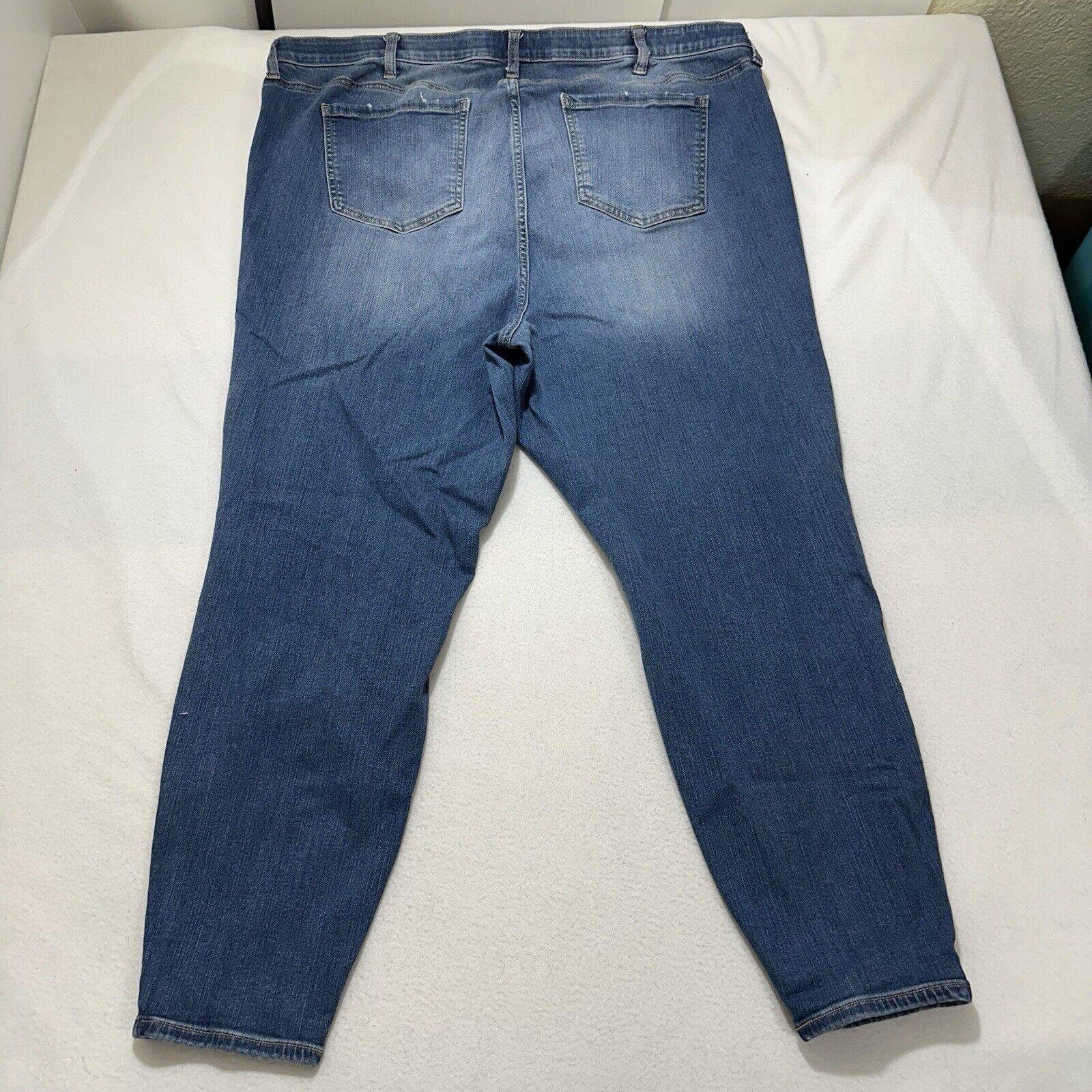 Other Torrid 26R Sky High Skinny Jeans Ripped Distressed Blue Size 42" / US 20 - 9 Thumbnail