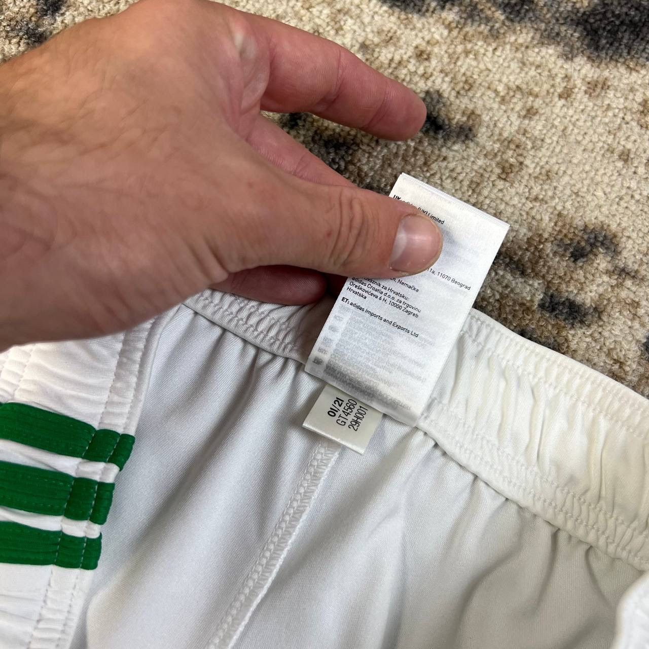 Adidas Adidas Celtics Vintage Soccer Jersey Shorts Sportswear Y2K Size US 32 / EU 48 - 6 Thumbnail