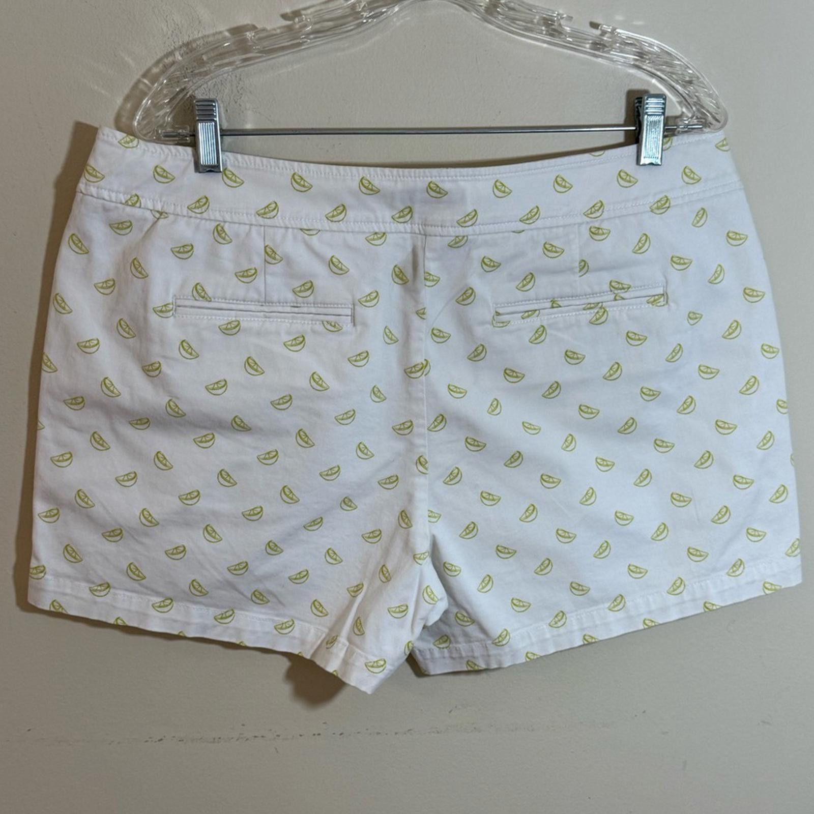Other Juniper + Lime lime novelty print shorts plus SZ 14 Size 36" / US 14 / IT 50 - 2 Thumbnail