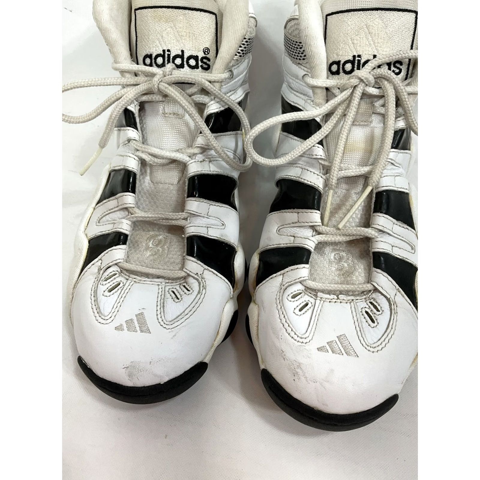 Adidas VINTAGE adidas Crazy 8 Kobe Bryant White Black 11.5 Mens Sneaker Mid Top Leather Cushioned Comfort 2005 Rare OG Stars Sports 809697 KB8 US Size 11.5 Size US 12 / EU 45 - 5 Thumbnail