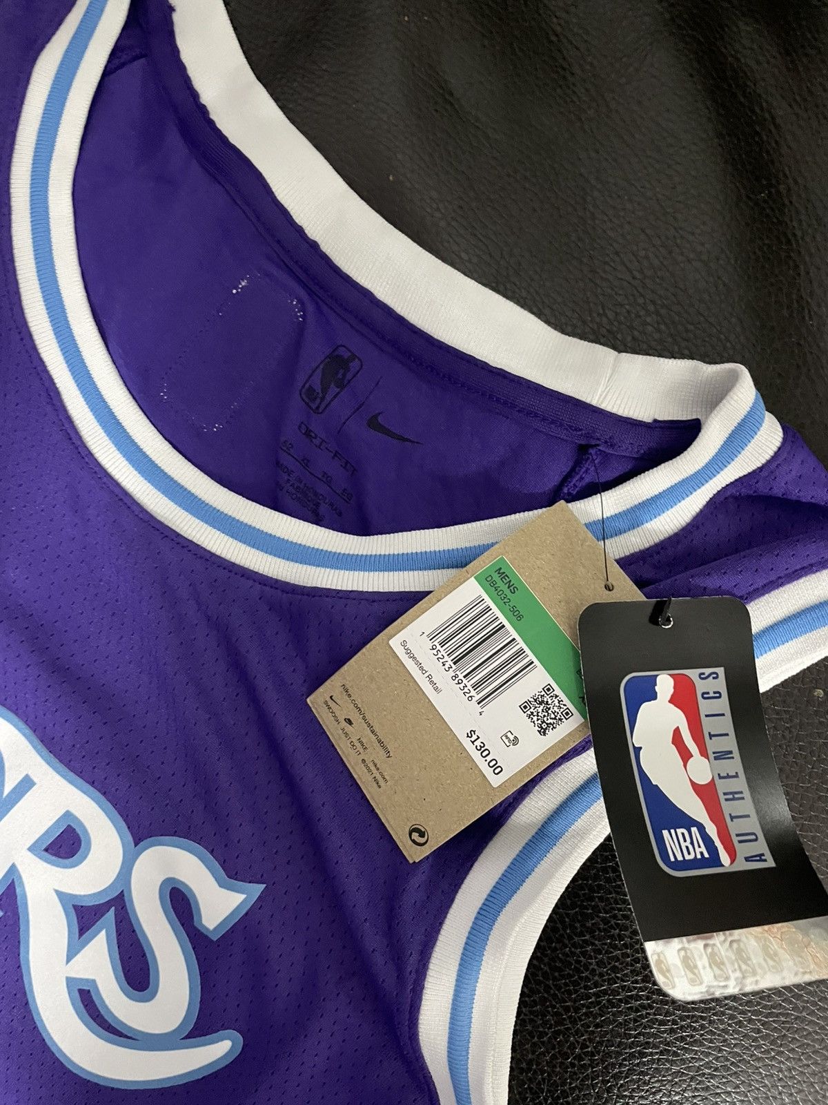Nike LA Lakers Lebron James City Edition jersey Size US XL / EU 56 / 4 - 2 Thumbnail