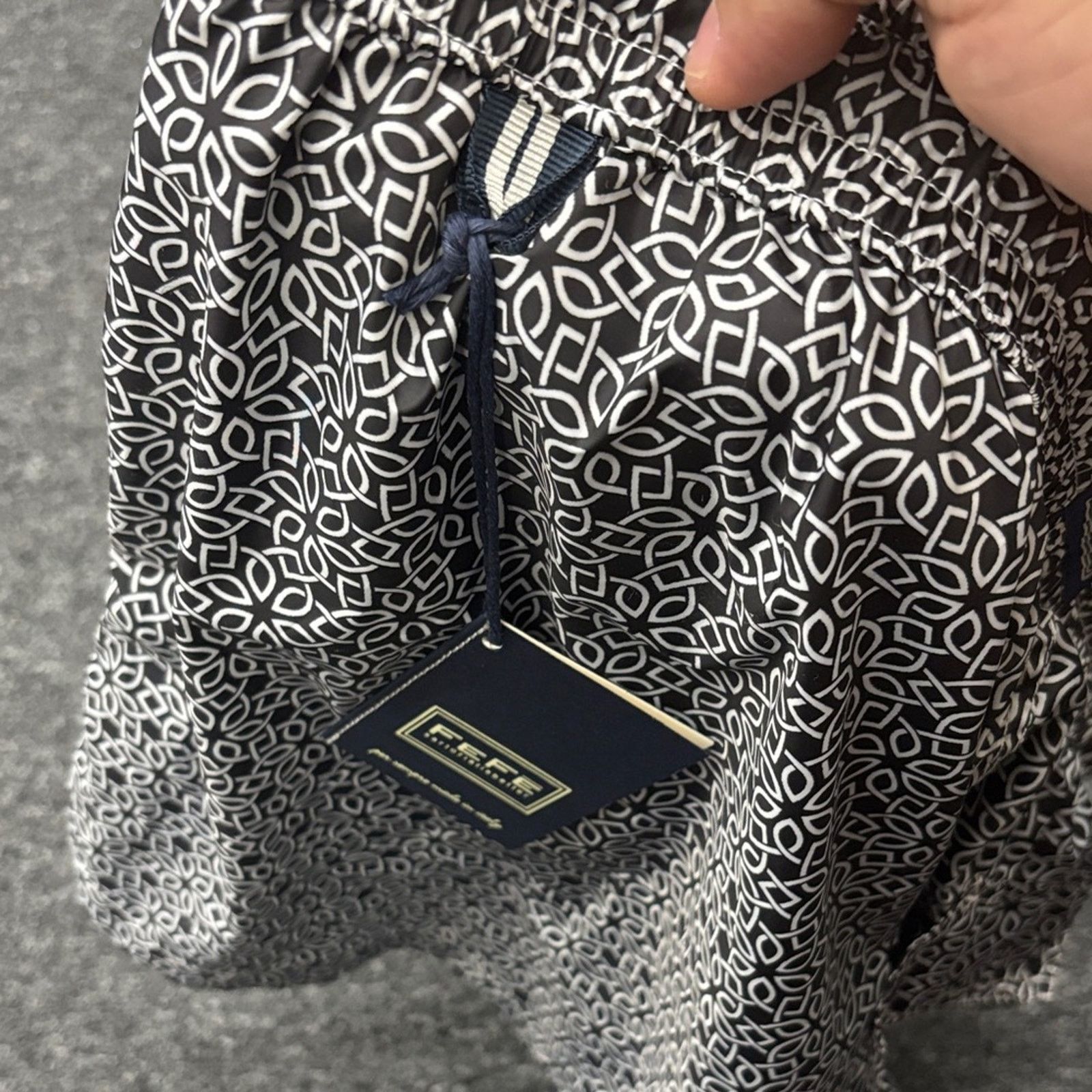 Other NWT FEFE Black and White Patterned Swim Trunks Size XL Size US 40 / EU 56 - 2 Thumbnail