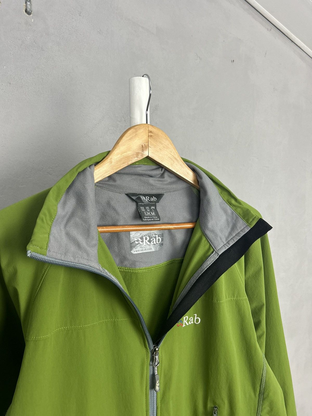 Rab Rab Sawtooth Green Softshell Jacket Size M Size US M / EU 48-50 / 2 - 6 Thumbnail