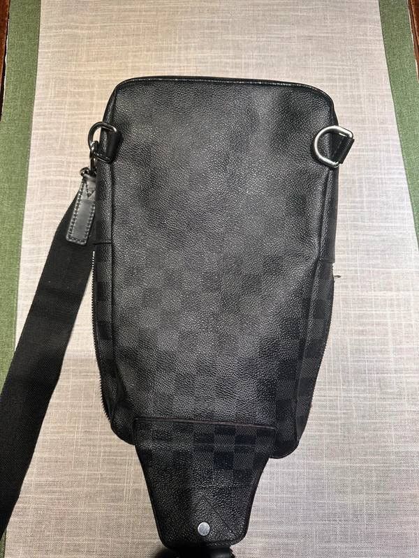 Louis Vuitton Louis Vuitton Bag Size ONE SIZE - 5 Thumbnail