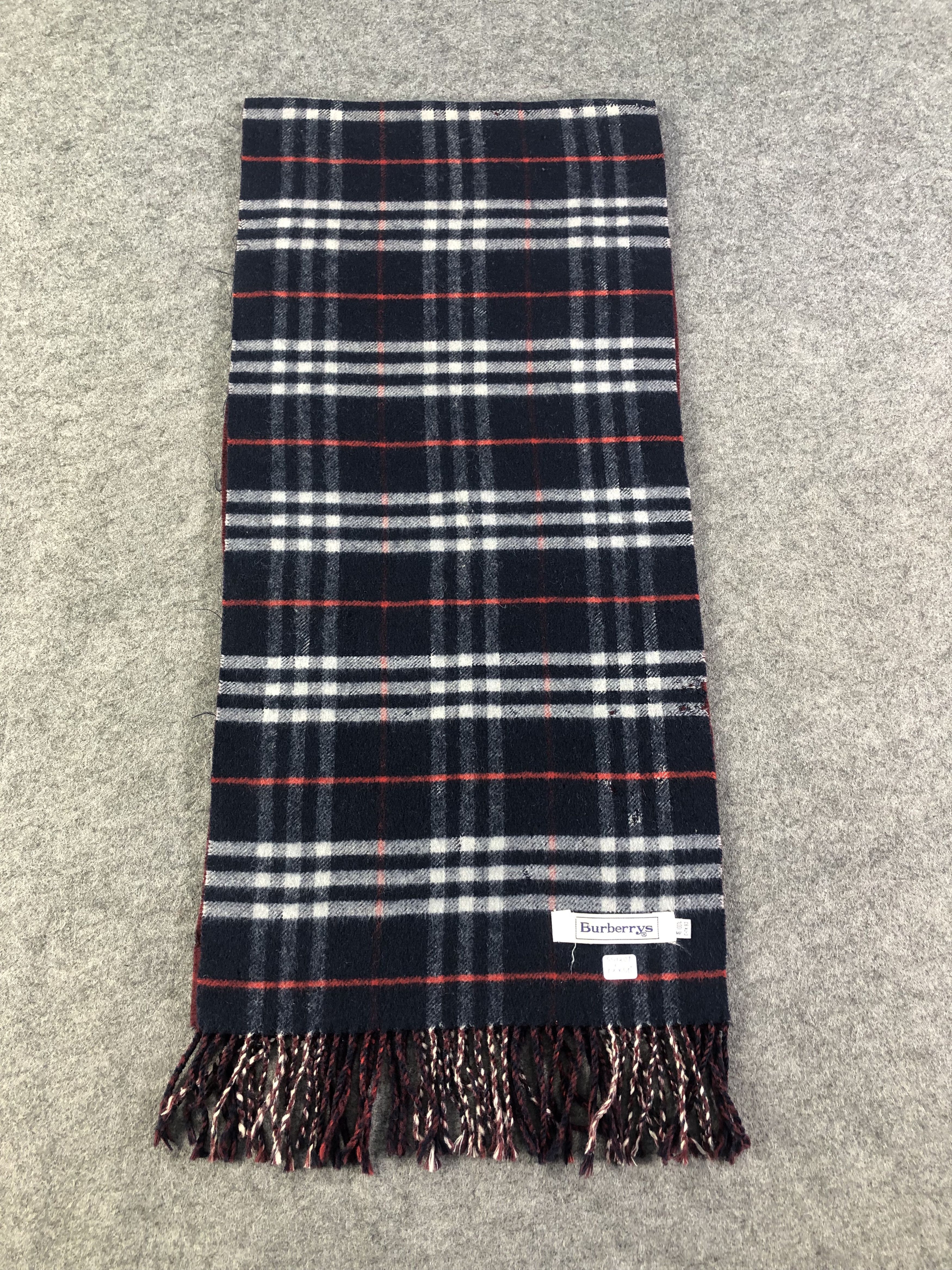 Burberry Burberry Blue Scarf / Muffler / Neckwear Size ONE SIZE - 2 Thumbnail