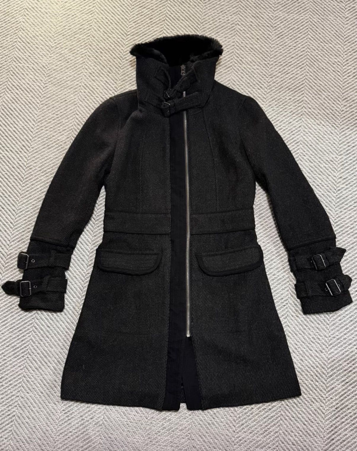 Armani Armani Exchange 00s Faux Fur Collar Belted Long Coat K24 Size US S / EU 44-46 / 1 - 1 Thumbnail