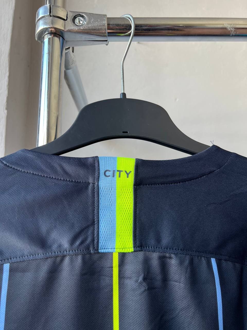 Nike 2018/19 MANCHESTER CITY AWAY SOCCER JERSEY FOOTBALL SHIRT XL Size US XL / EU 56 / 4 - 13 Thumbnail