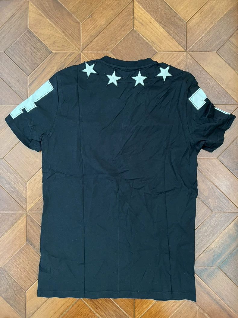Givenchy Givenchy Short-sleeved T-shirt with flocked five-pointed s Size US S / EU 44-46 / 1 - 2 Thumbnail