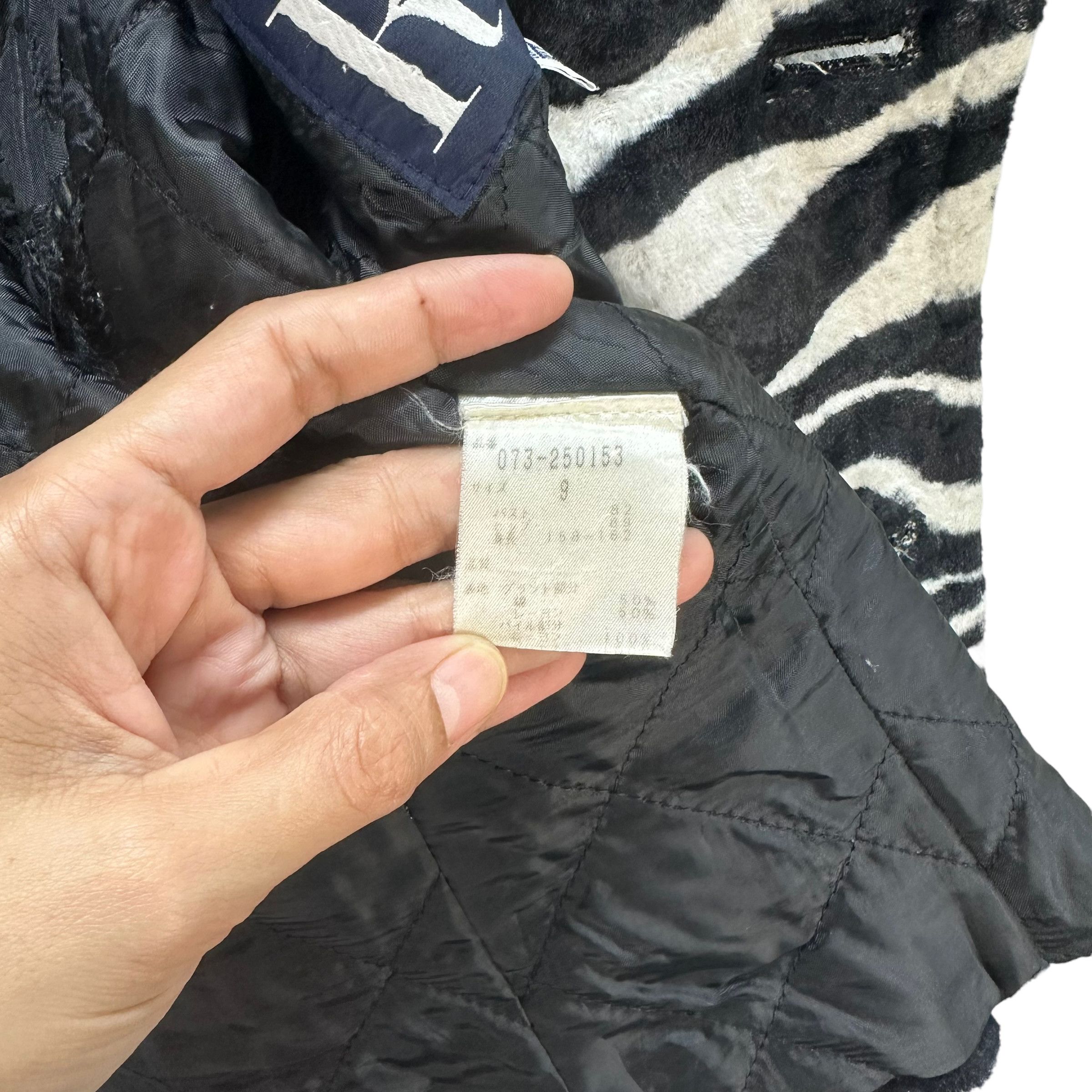 Japanese Brand RA DIEUX DIEUSE ZEBRA CROP JACKET #8470-010 Size S / US 4 / IT 40 - 8 Thumbnail