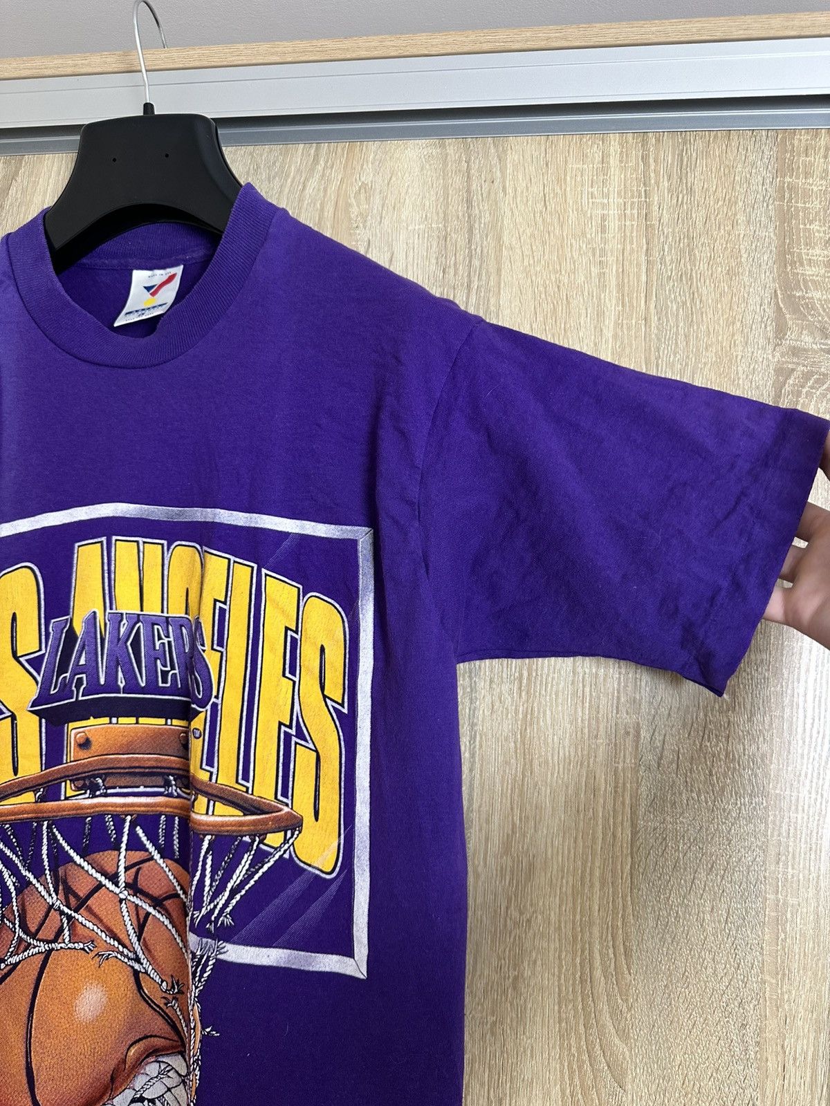 NBA 🔥 90s Lakers Los Angeles NBA Basketball Vintage T Shirt USA Size US L / EU 52-54 / 3 - 2 Thumbnail