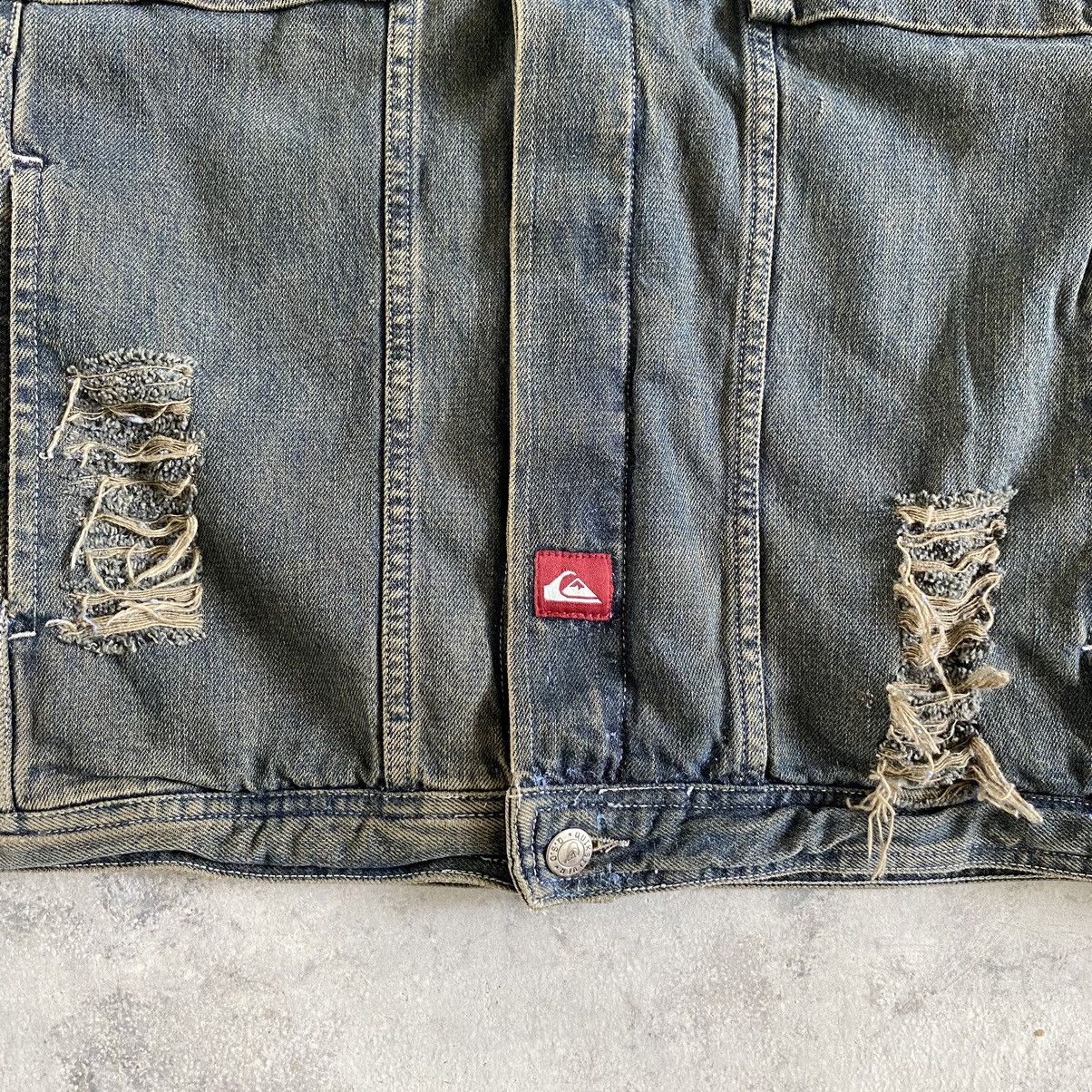 Quicksilver Vintage Quicksilver Distressed Mud Washed Denim Jacket Size US M / EU 48-50 / 2 - 6 Thumbnail