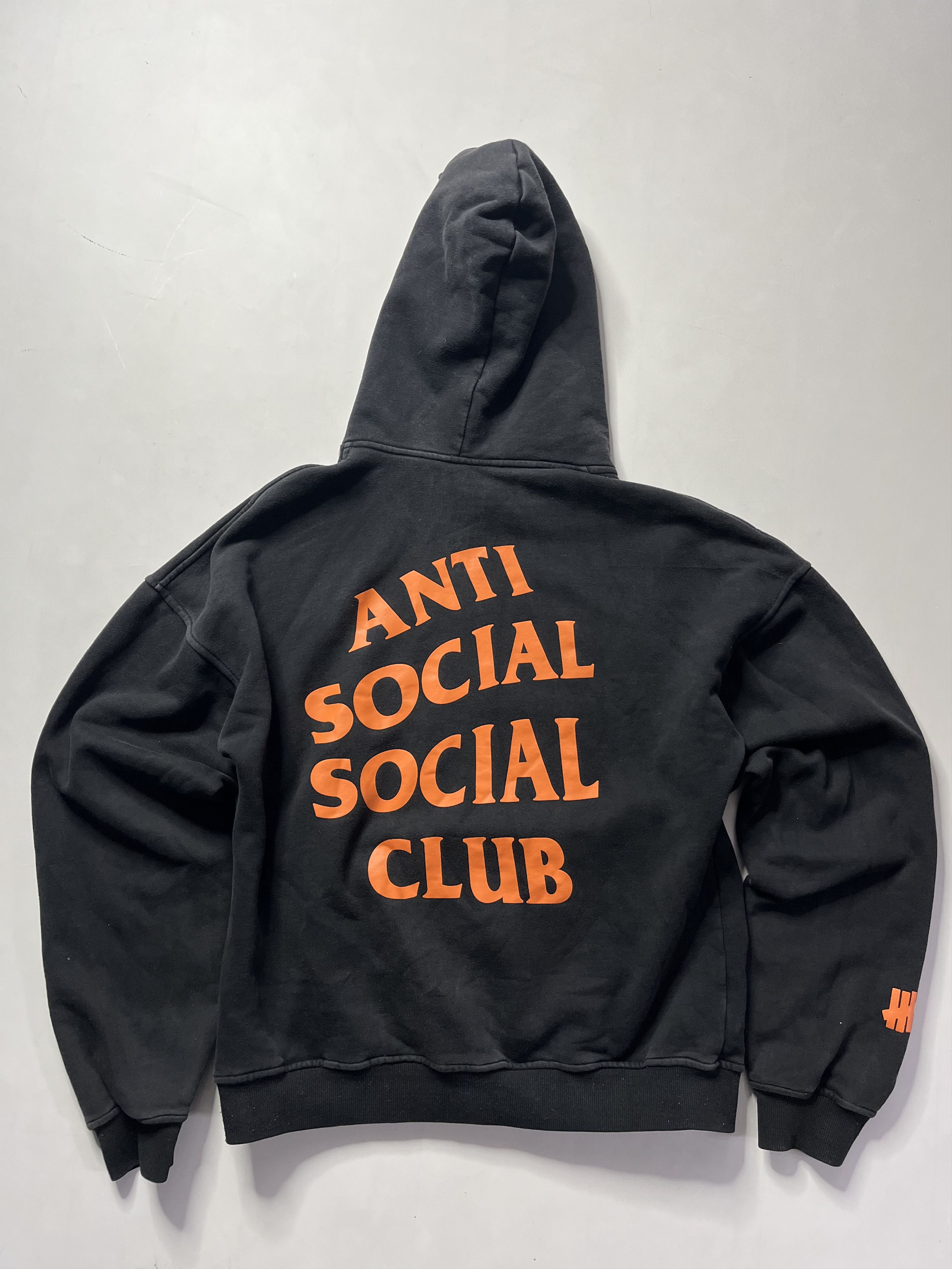 Anti Social Social Club Anti social social club Paranoid hoodie Size US L / EU 52-54 / 3 - 1 Thumbnail
