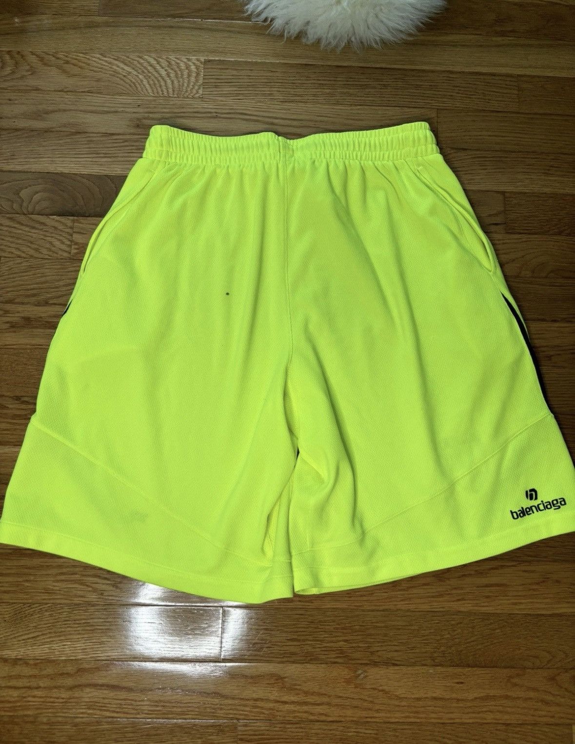 Balenciaga Neon Balenciaga Shorts Size US 30 / EU 46 - 2 Thumbnail