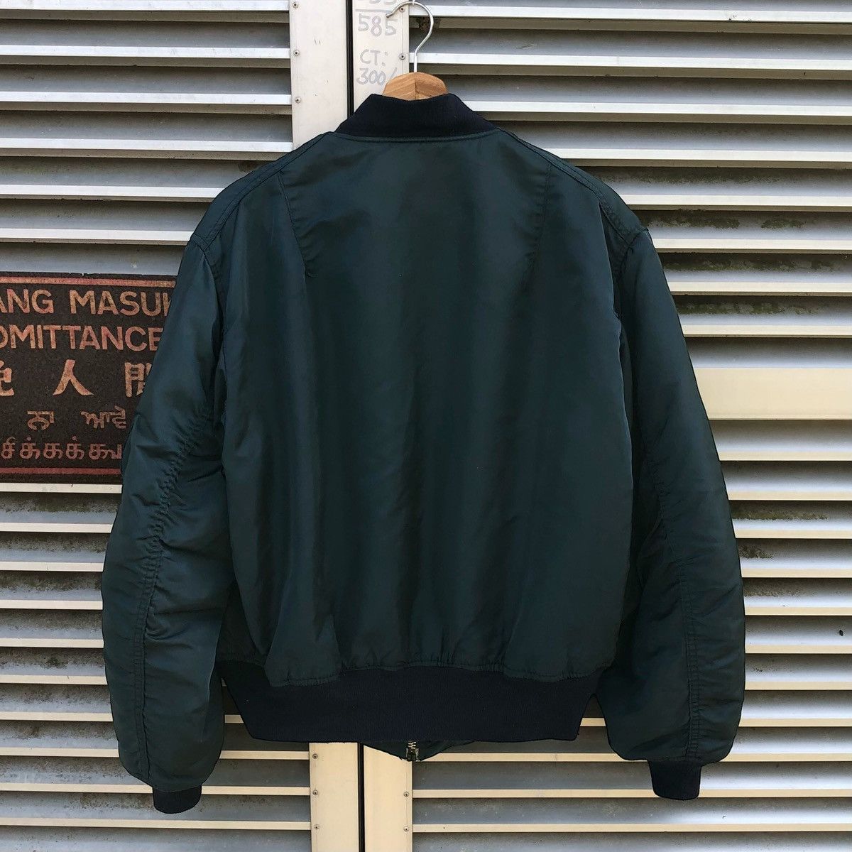 VTG Alpha Industries MA-1 (USAF) Flyer's Intermediate Jacket