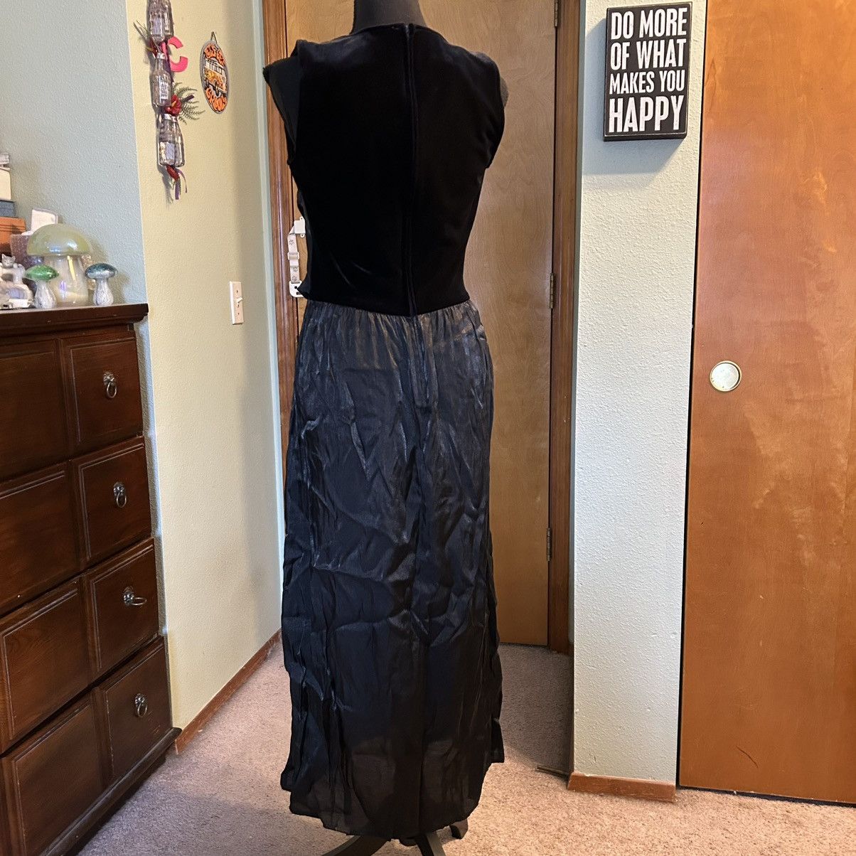 Other Rabbit Designs vintage black velvet and satin dress 8 Size M / US 6-8 / IT 42-44 - 3 Thumbnail