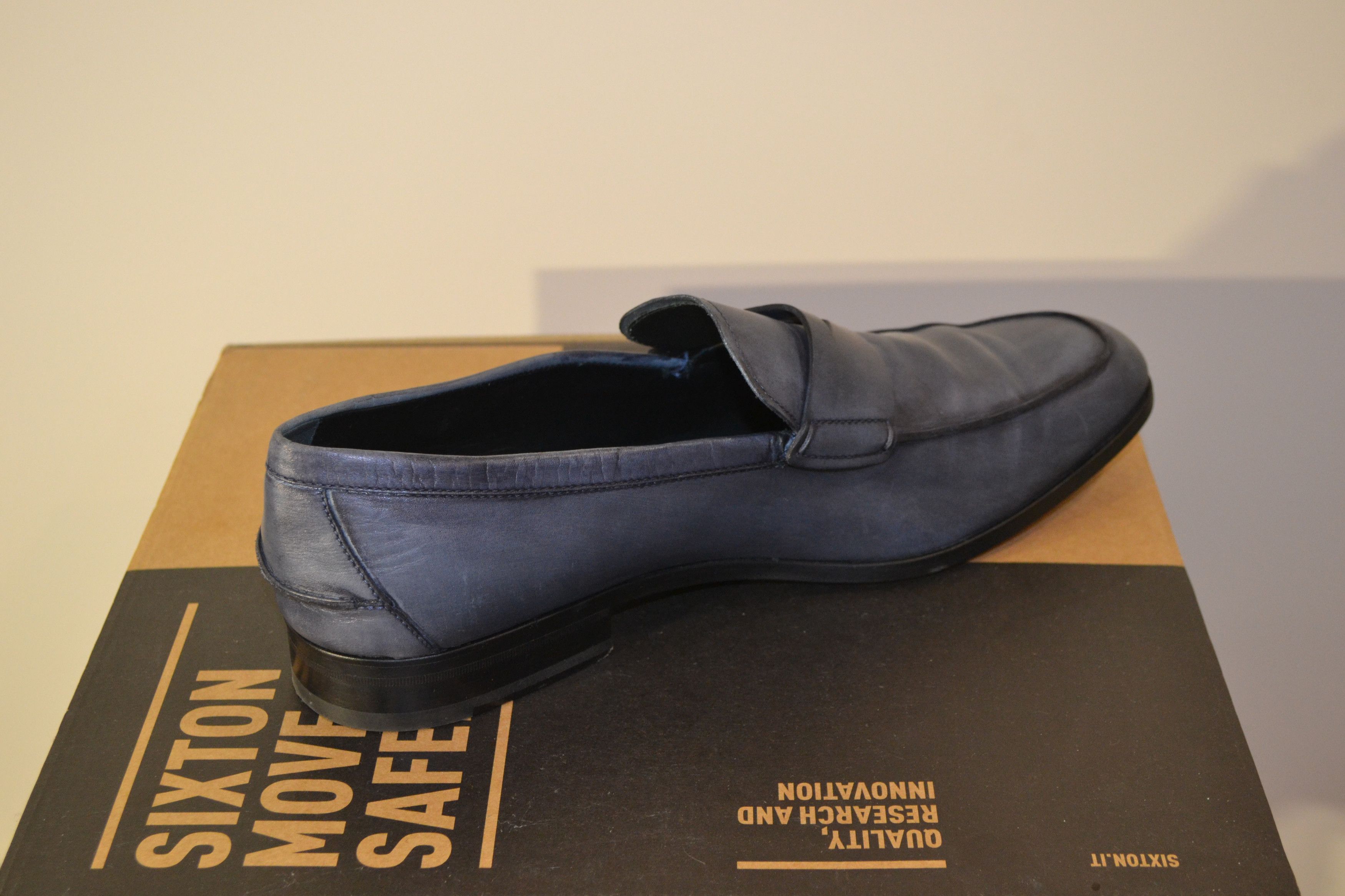 Tod's Tods Men’s Leather Loafers Size 11.5 US / 45 EU Size US 11.5 / EU 44-45 - 4 Thumbnail