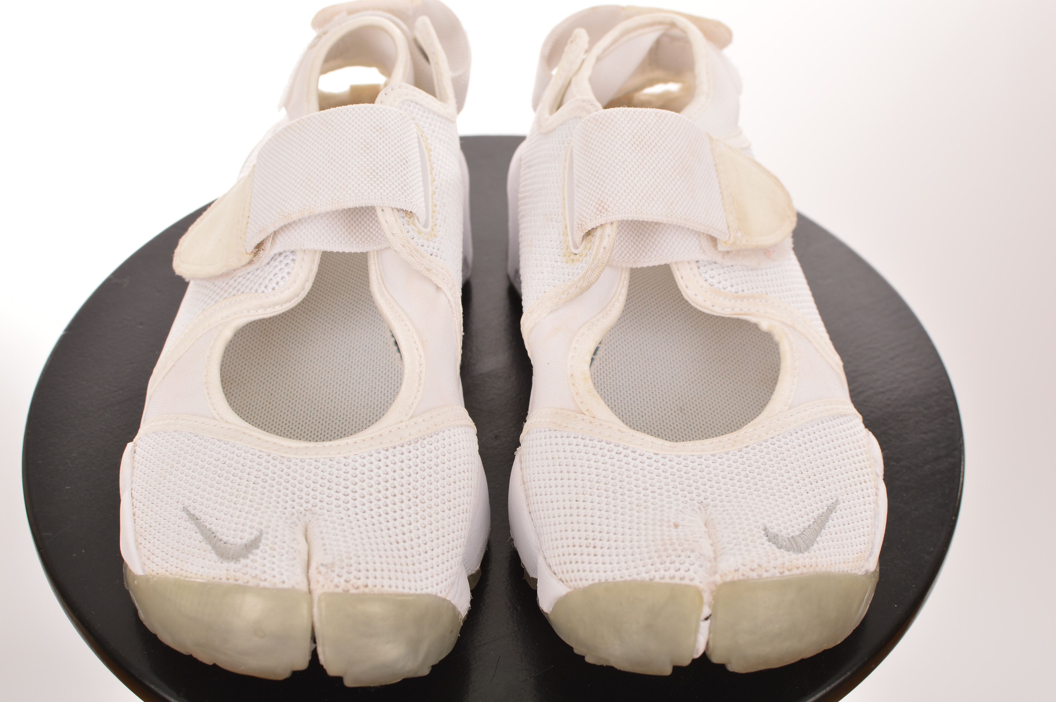 Nike Nike Womens Air Rift White Sneakers Sandals Size US 7 / IT 37 - 2 Thumbnail