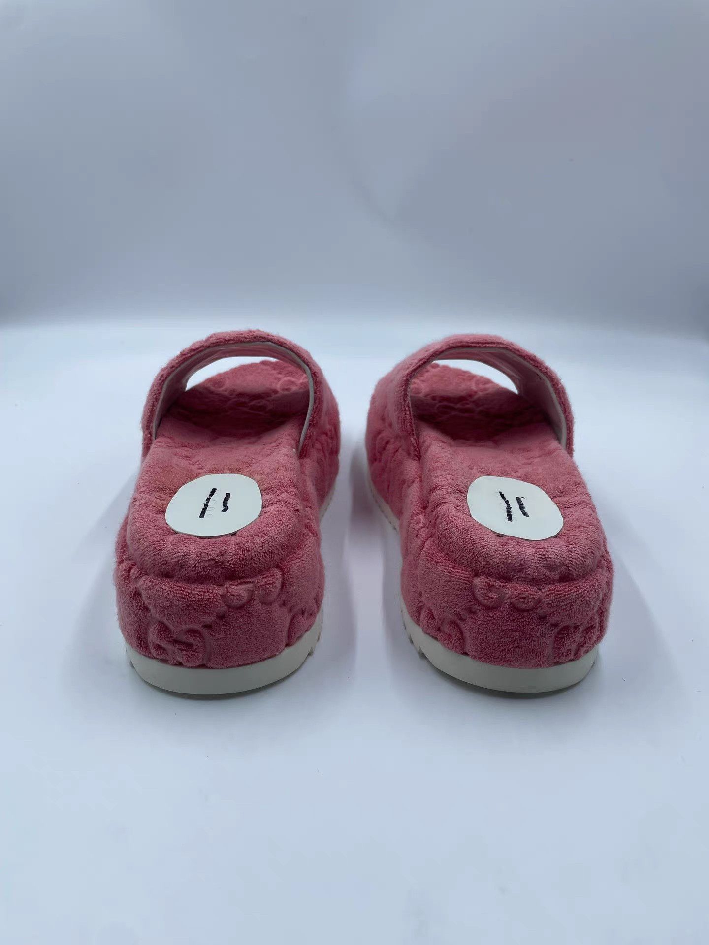 Gucci Gucci Towel Slides K2 Size US 6 / IT 36 - 3 Thumbnail