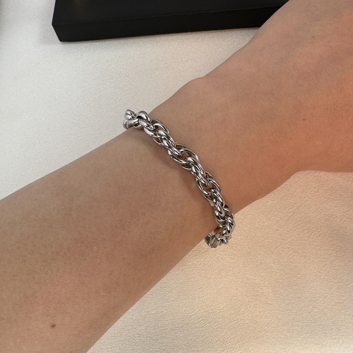 Other Twist Link Chain Bracelet for Men Women,Hip Hop Unisex Style Size ONE SIZE - 6 Thumbnail