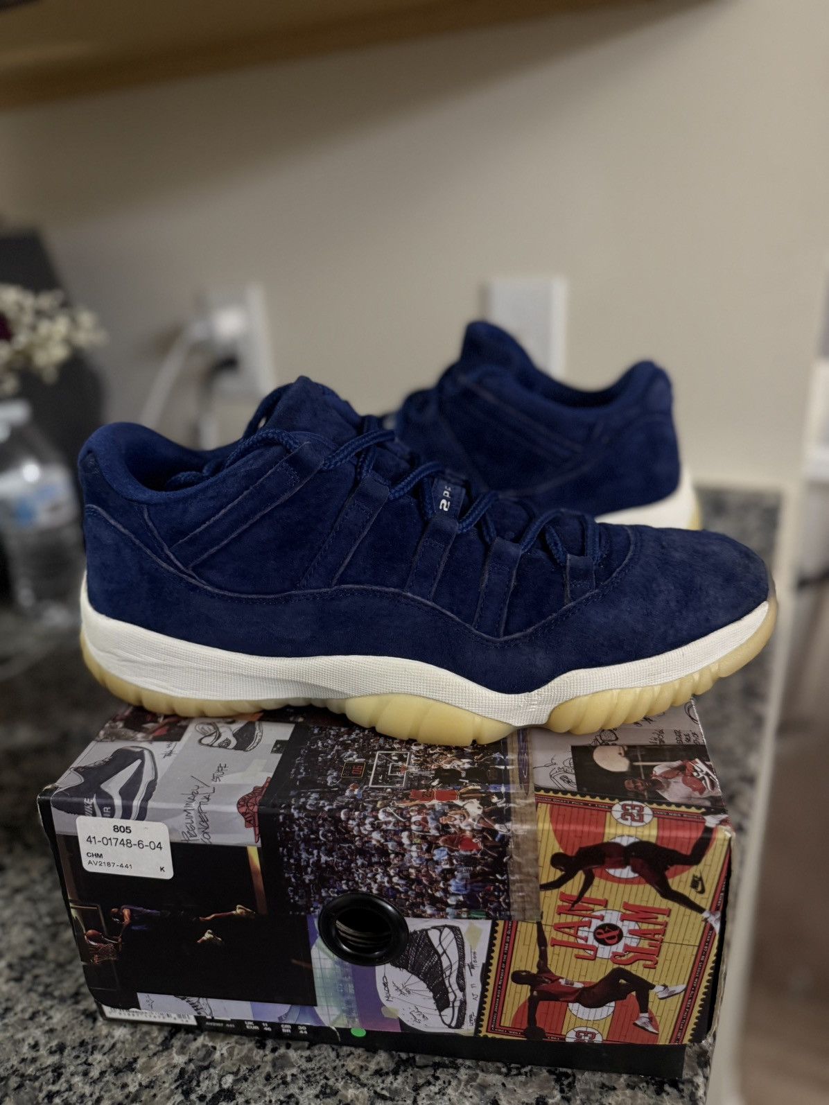 Jordan Brand × Nike 12 - Jordan 11 Retro Low RE2PECT Derek Jeter 2018 AV2187 441 Size US 12 / EU 45 - 2 Thumbnail