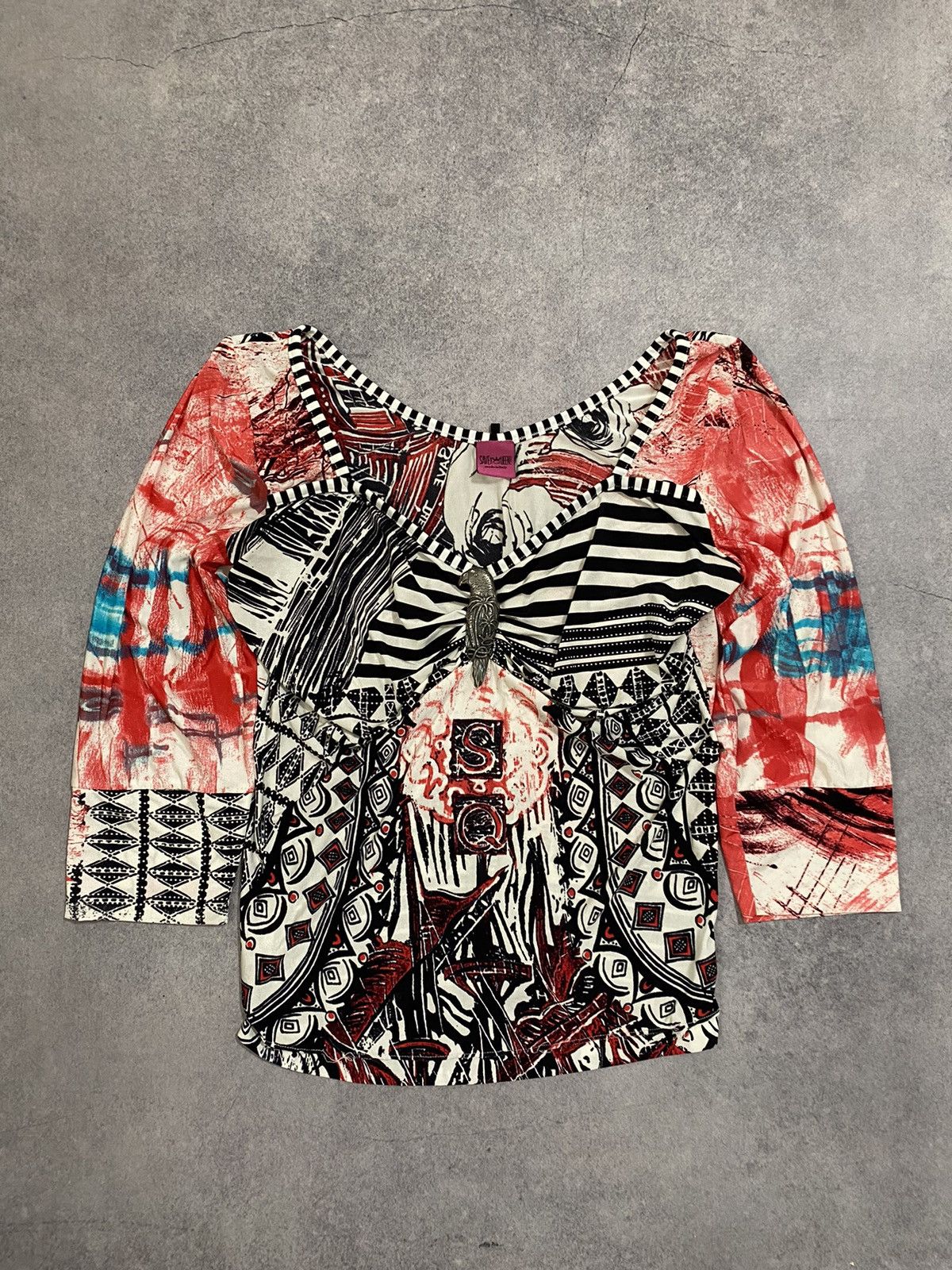 Save The Queen Blouse 3/4 Sleeve All Over Graphic Print