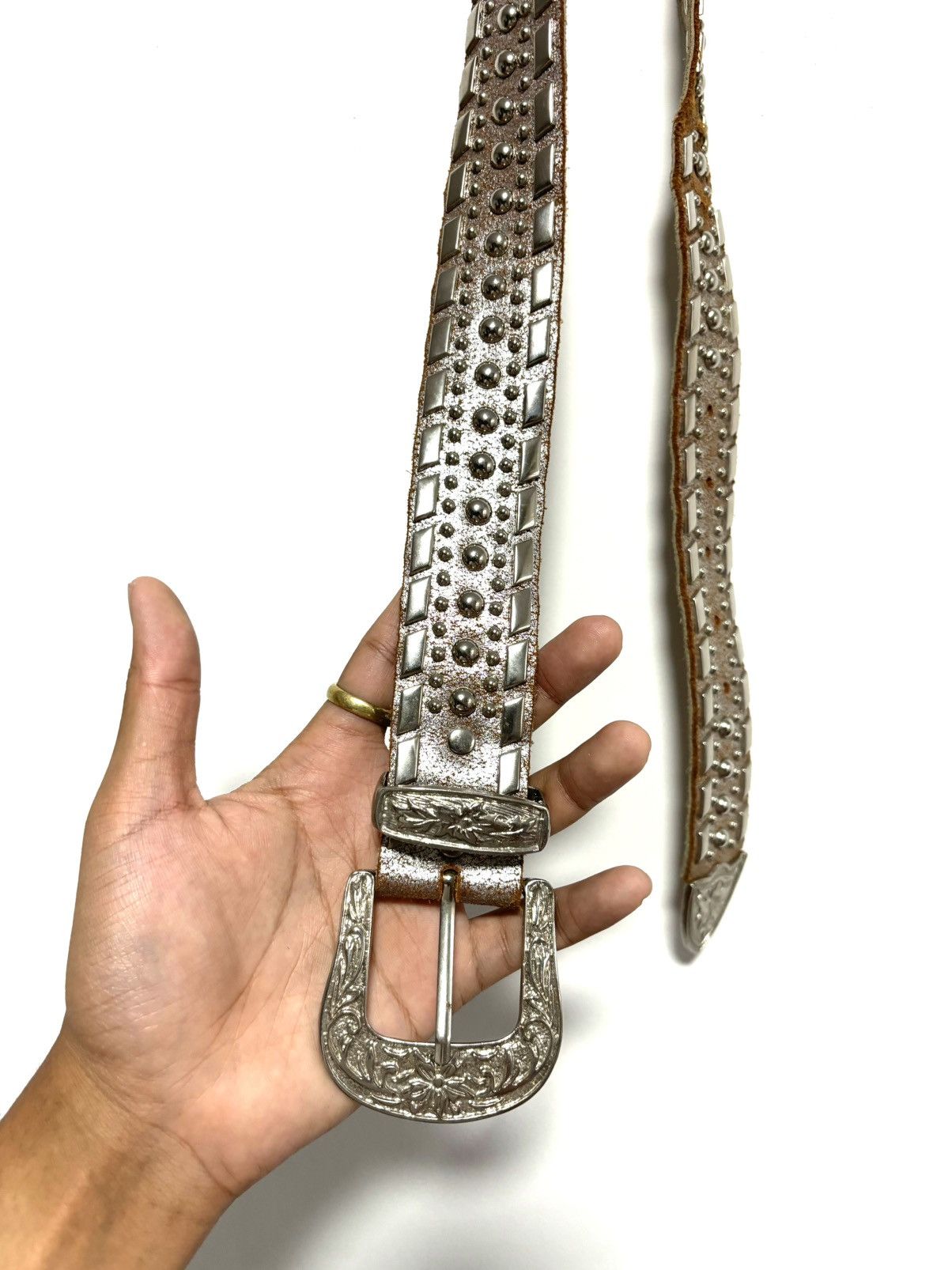 Leather Vintage Design Studded Belt (size 33-35) Size ONE SIZE - 6 Thumbnail