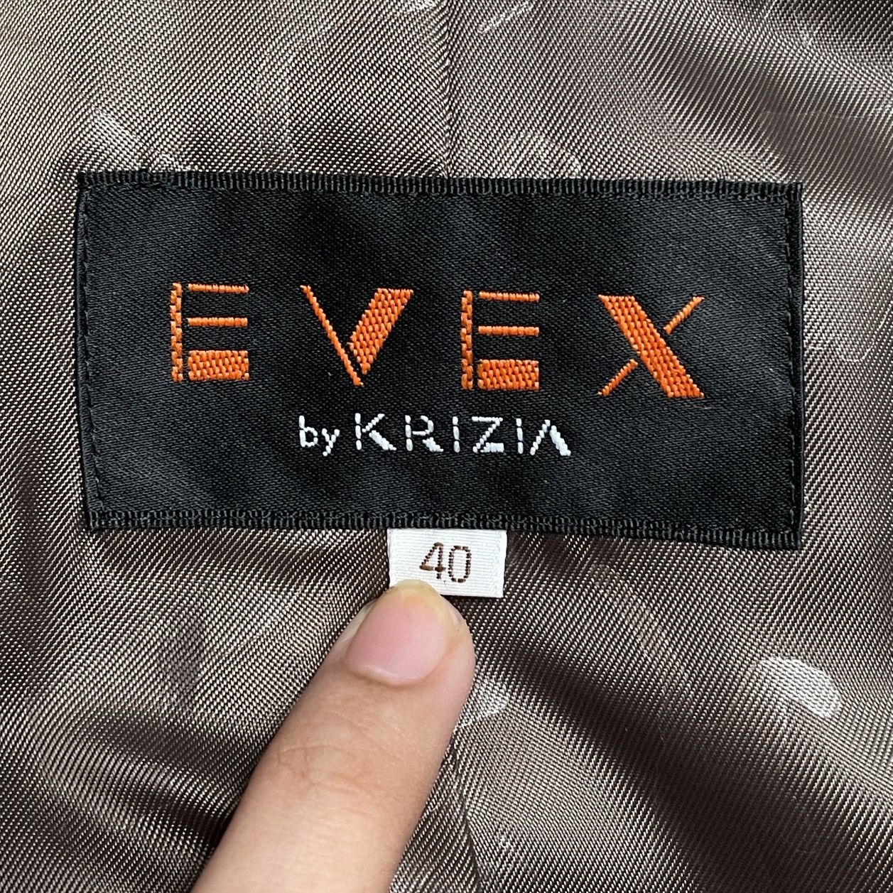 Vintage Vintage Brand Evex by Krizia Panther Shakie Wool Coat 1990s Size S / US 4 / IT 40 - 9 Thumbnail
