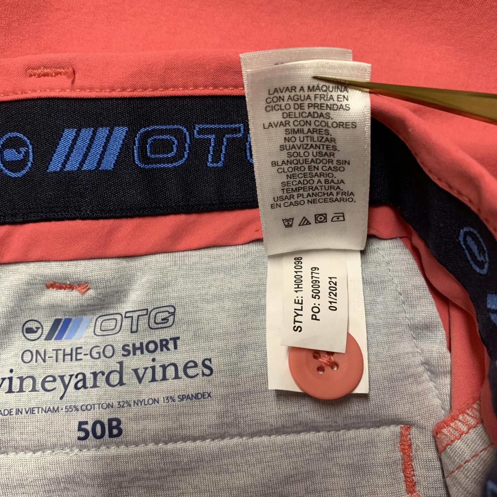 Vineyard Vines Vineyard Vines Mens OTG Pants Sz 50B Shorts in Coral Red W49 Size US 44 / EU 60 - 8 Thumbnail