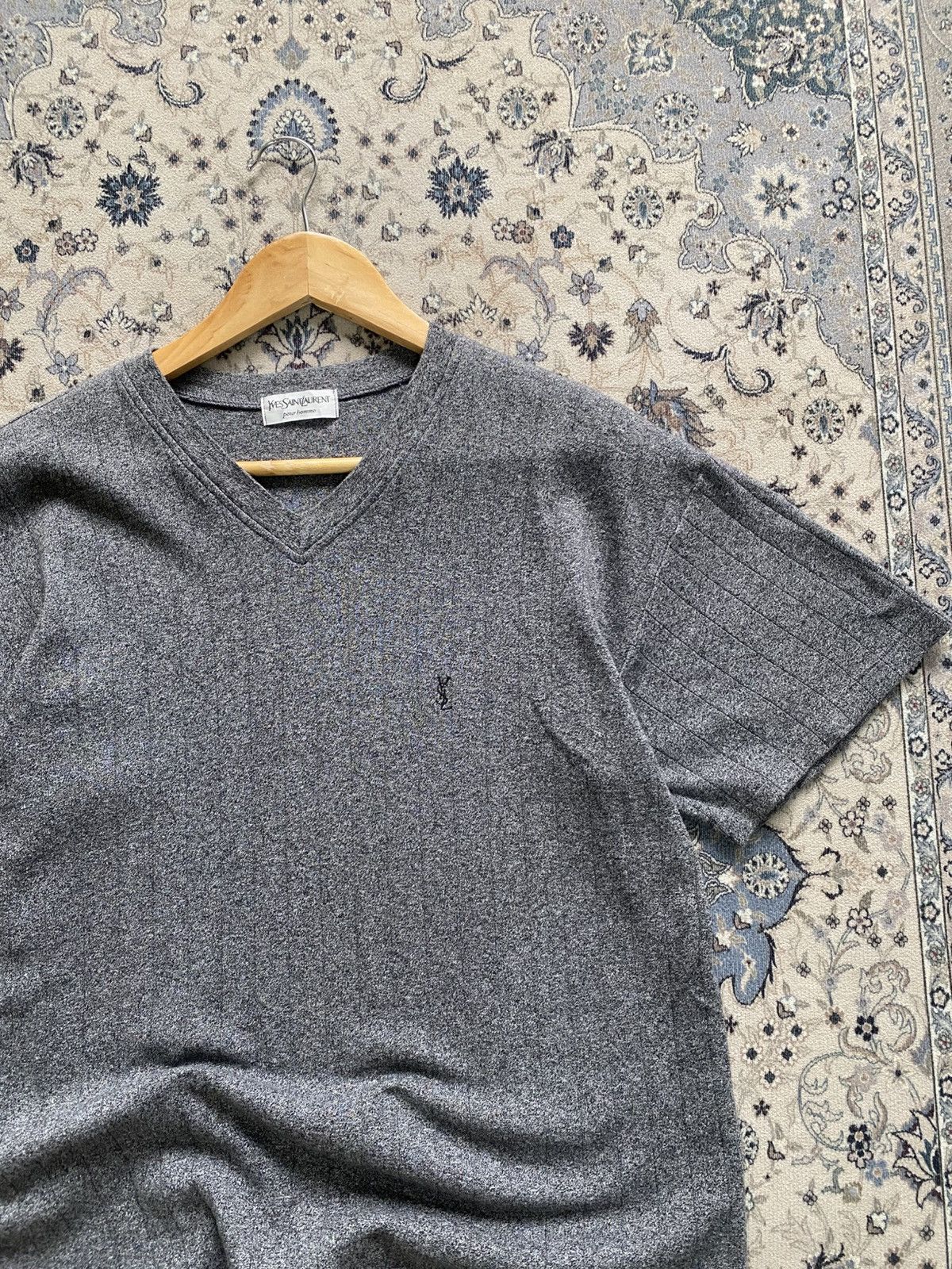 Yves Saint Laurent YSL POUR HOMME KNIT CROP SHIRT V NECK DESIGNER EMBROIDERY Size US M / EU 48-50 / 2 - 4 Thumbnail