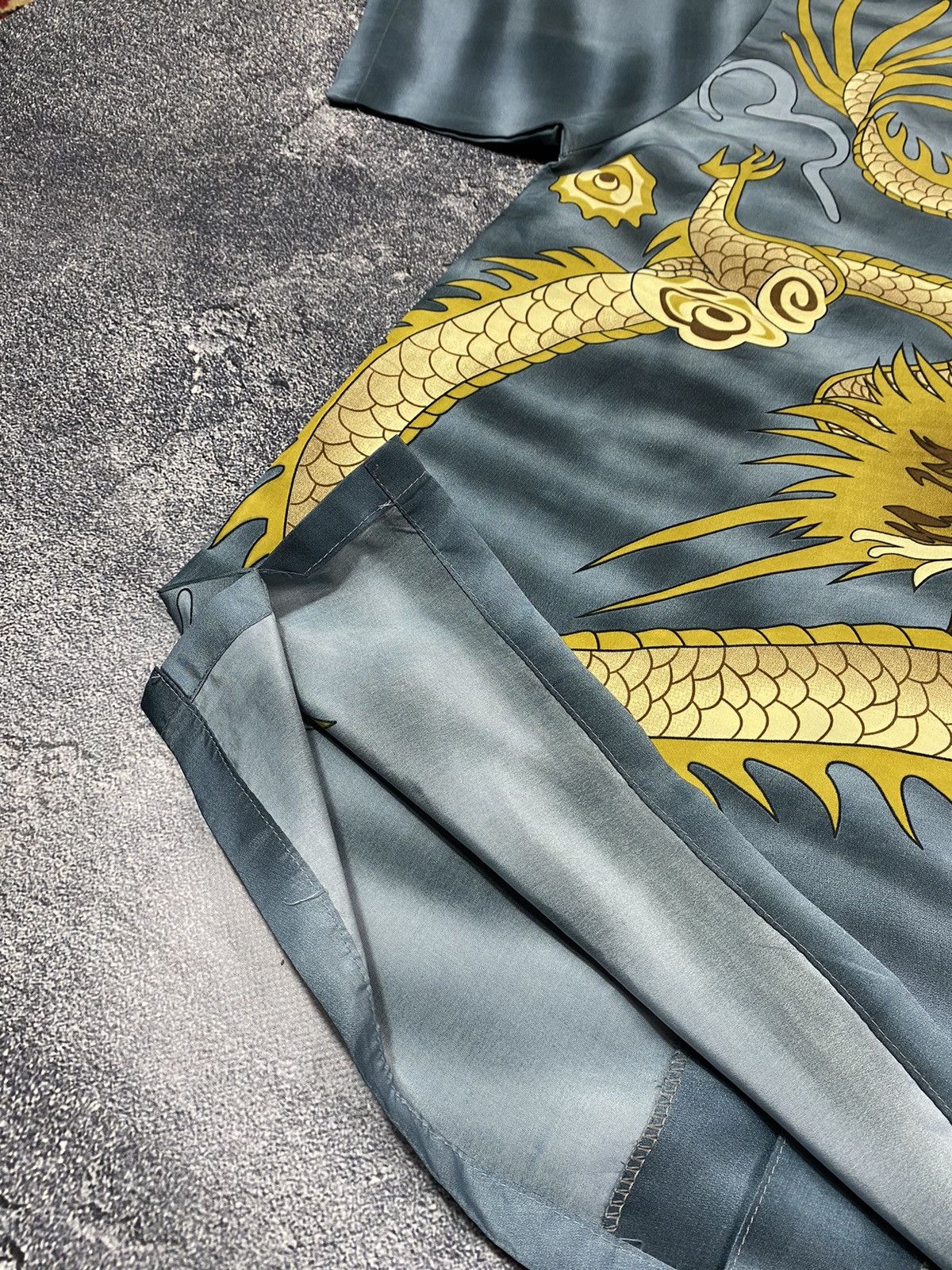 Anime × Japanese Brand × Vintage Vintage JAPANESE DEAGON shirt Size US L / EU 52-54 / 3 - 8 Thumbnail