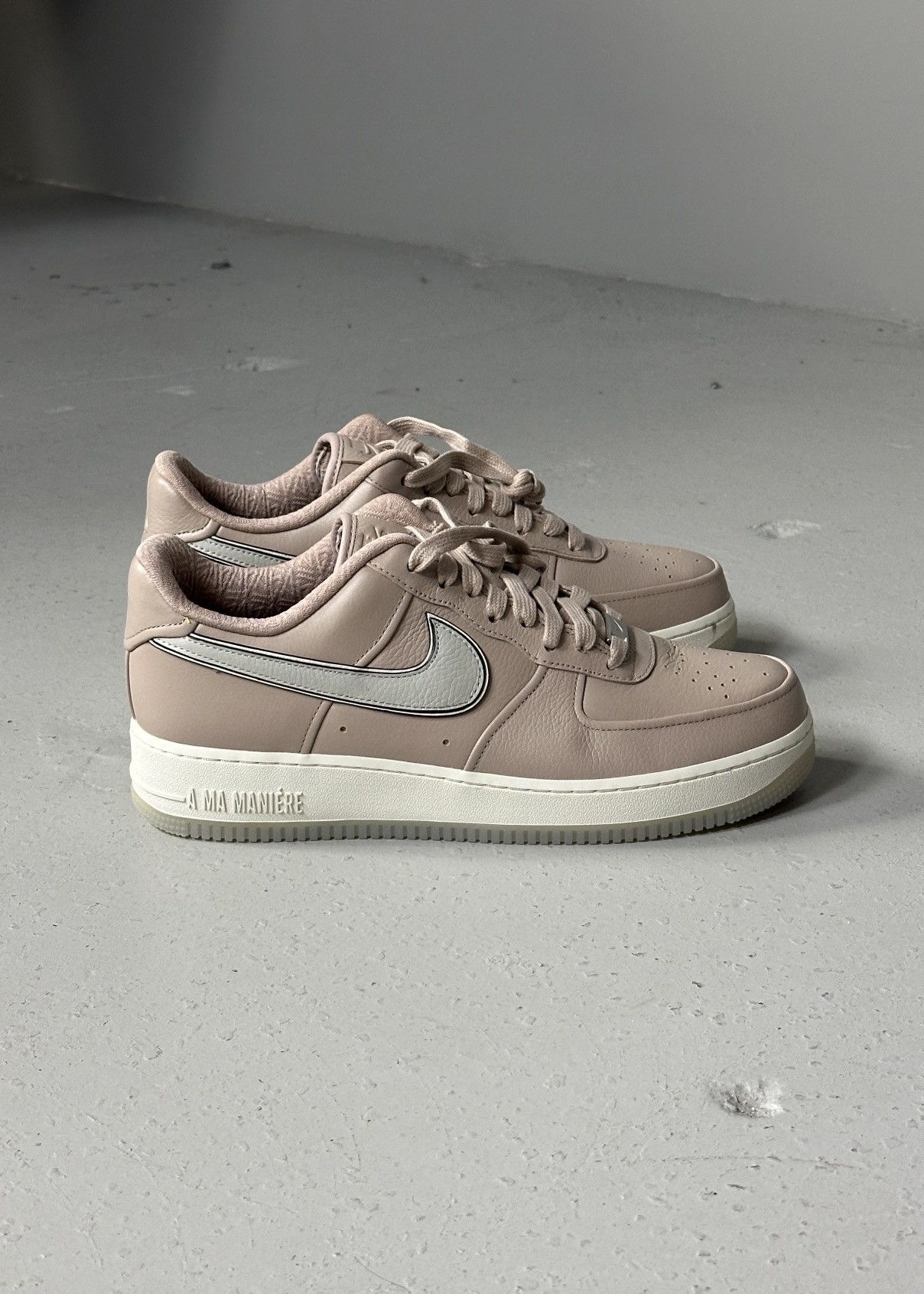 Nike A Ma Maniere Air Force 1 Size US 10.5 / EU 43-44 - 1 Thumbnail