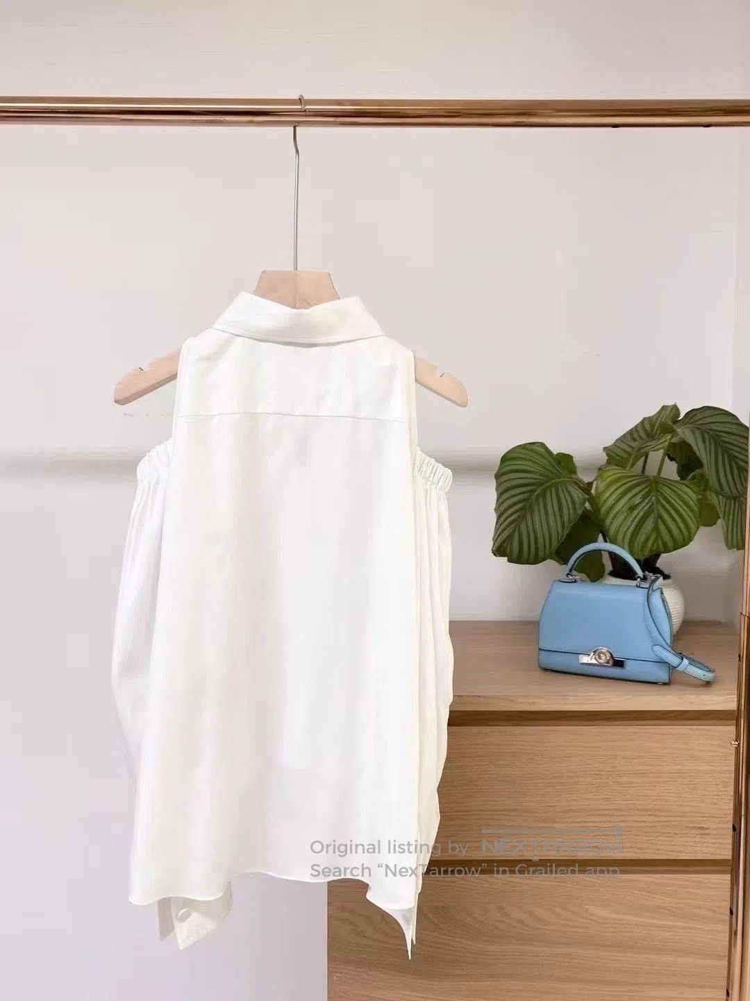 Fendi FENDI Off-Shoulder Shirt Size 38. Size US S / EU 44-46 / 1 - 2 Thumbnail